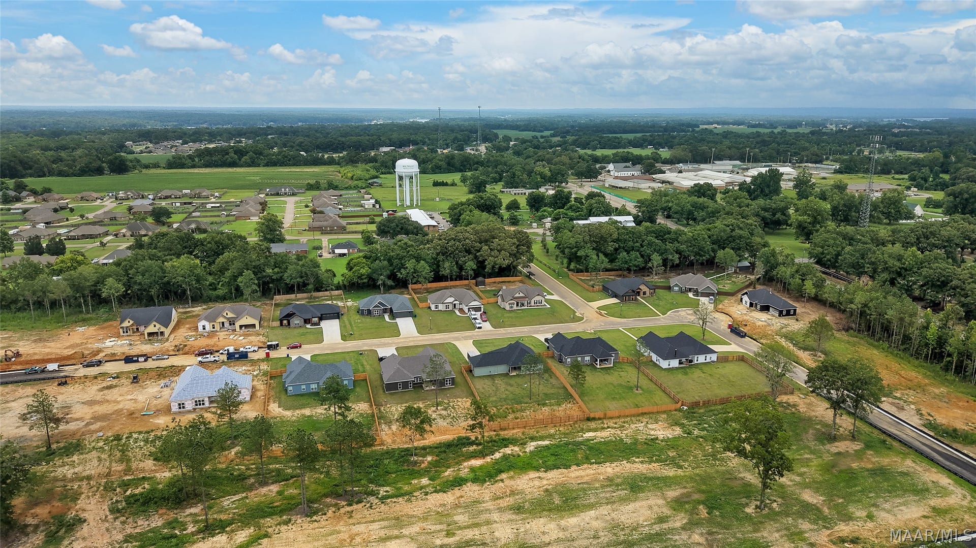 83 Lorie Lee Loop, Deatsville, AL 36022 83 Lorie Lee Loop, Deatsville, AL 36022