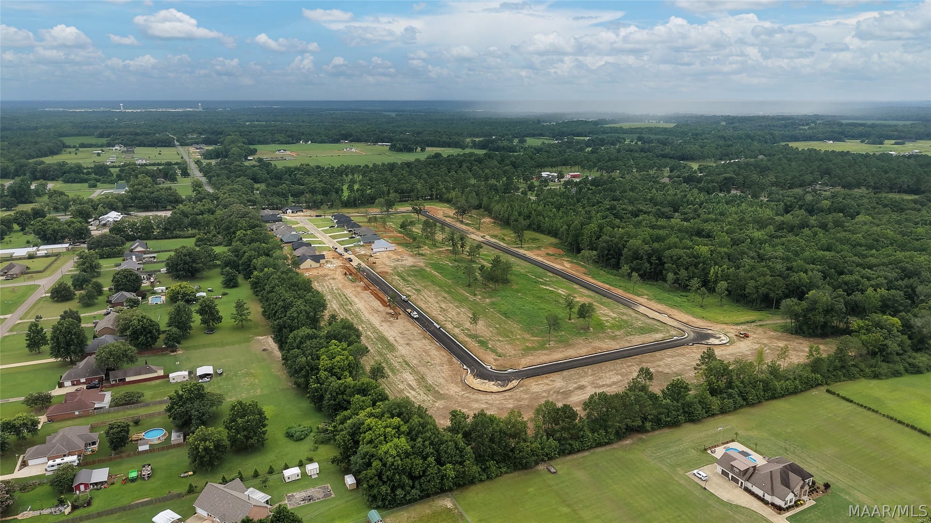 83 Lorie Lee Loop, Deatsville, AL 36022 83 Lorie Lee Loop, Deatsville, AL 36022