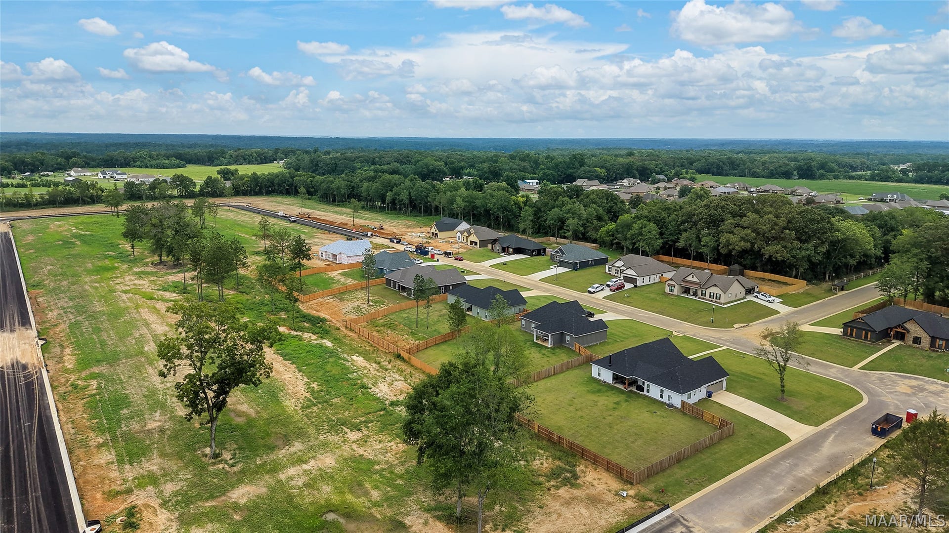 100 Lorie Lee Loop, Deatsville, AL 36022 100 Lorie Lee Loop, Deatsville, AL 36022