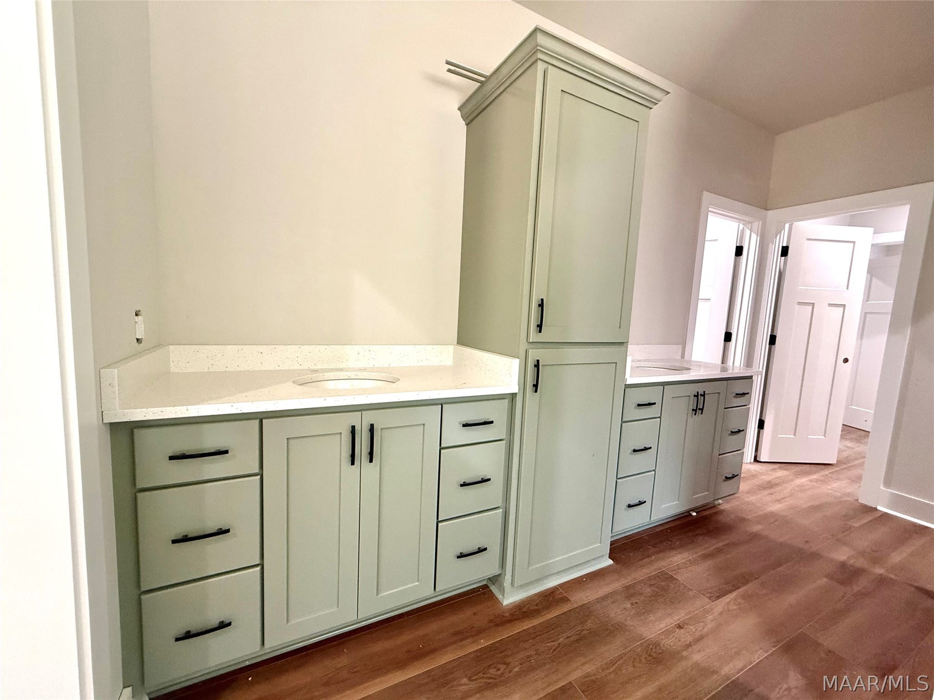 421 Sunnybrook Drive, Deatsville, AL 36022