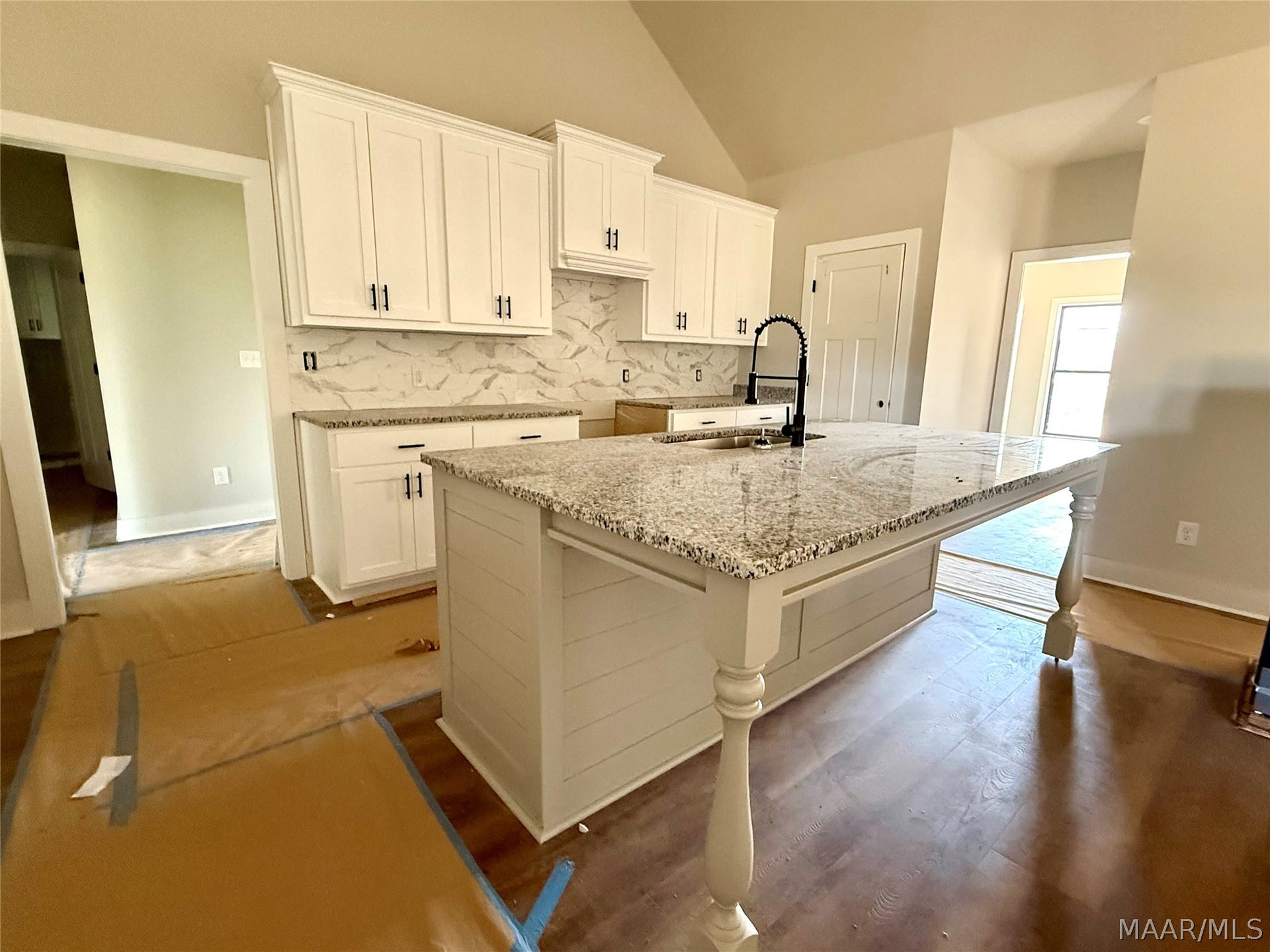646 Chanlee Drive, Deatsville, AL 36022