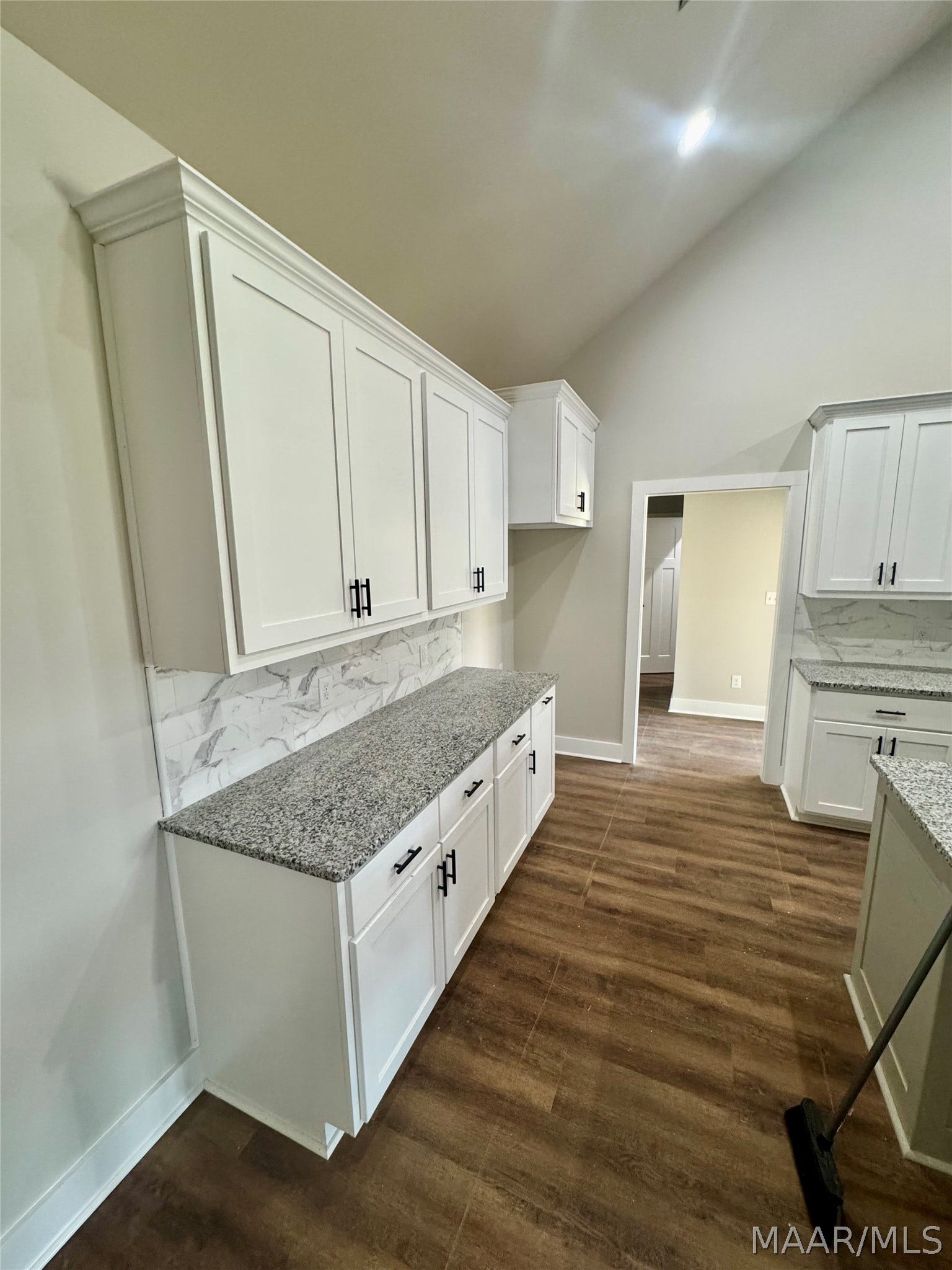 646 Chanlee Drive, Deatsville, AL 36022