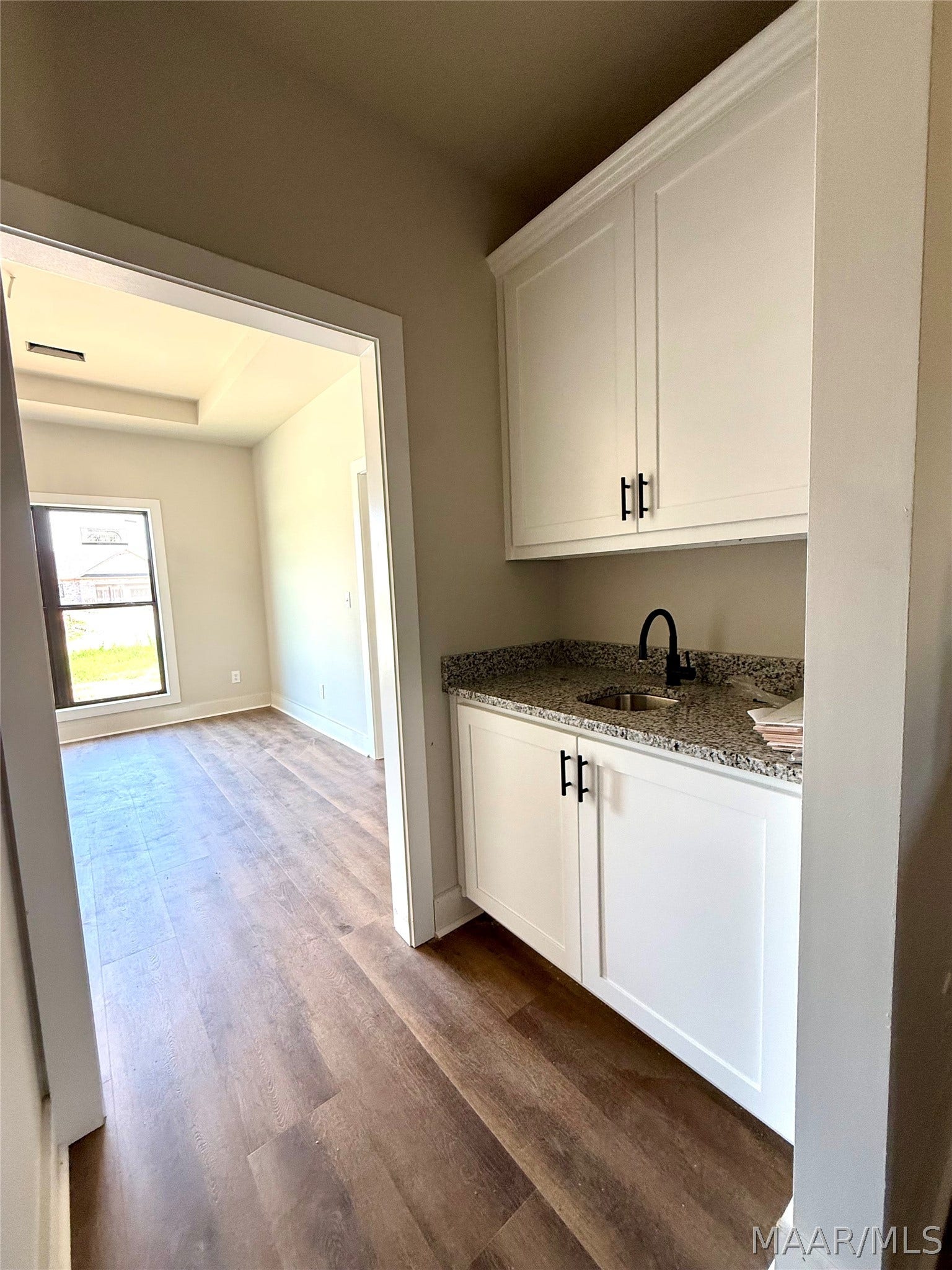 Coffee/ Wet bar nook