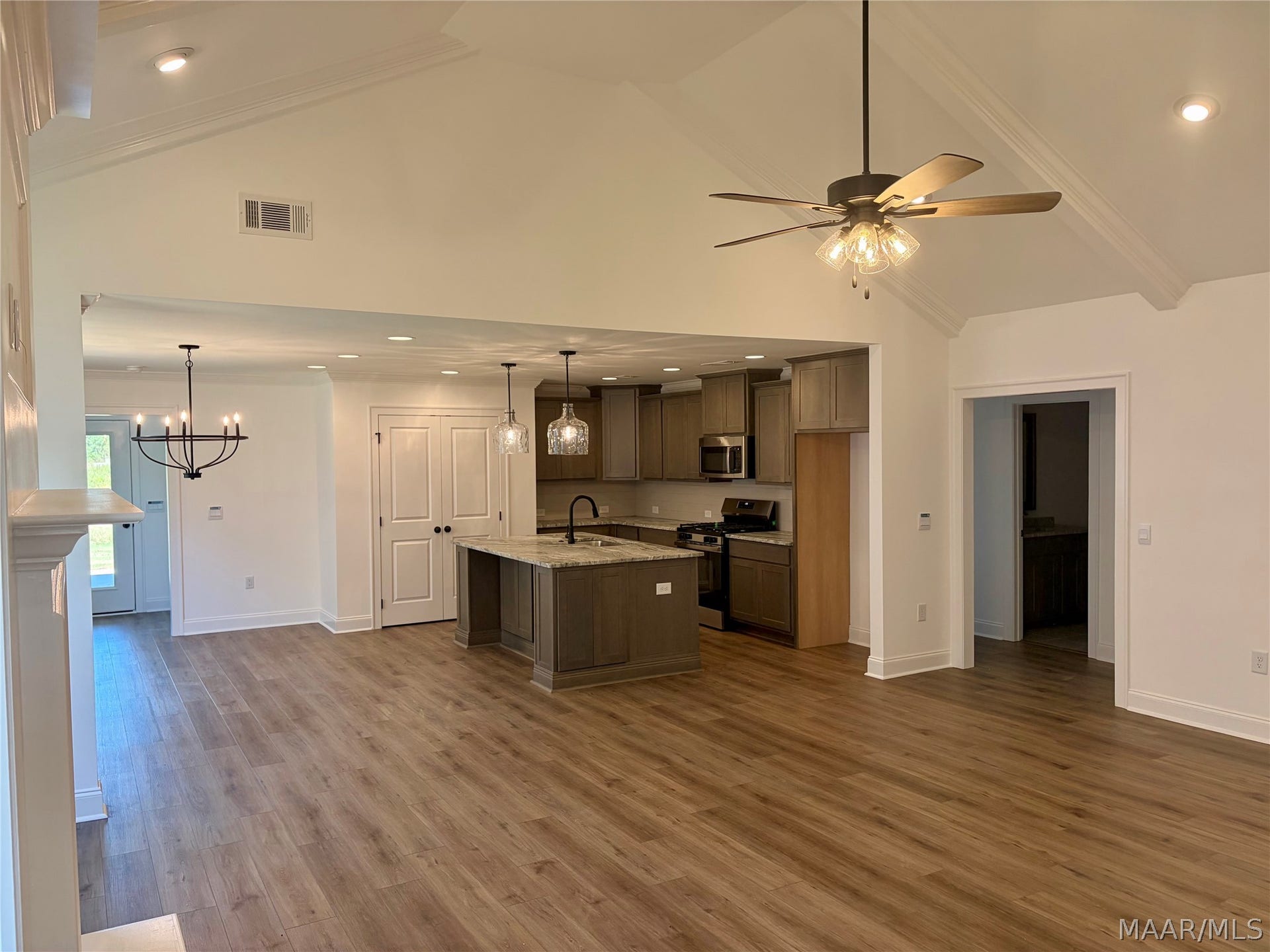 816 Edmund Lane, Pike Road, AL 36064 816 Edmund Lane, Pike Road, AL 36064