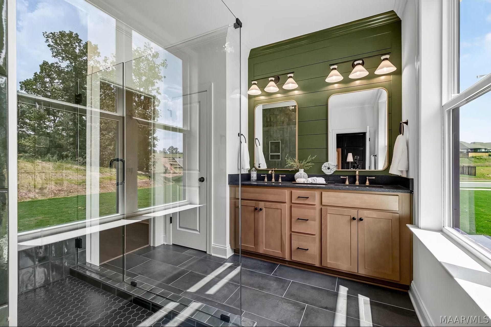 549 Argyle Circle, Pike Road, AL 36064 549 Argyle Circle, Pike Road, AL 36064