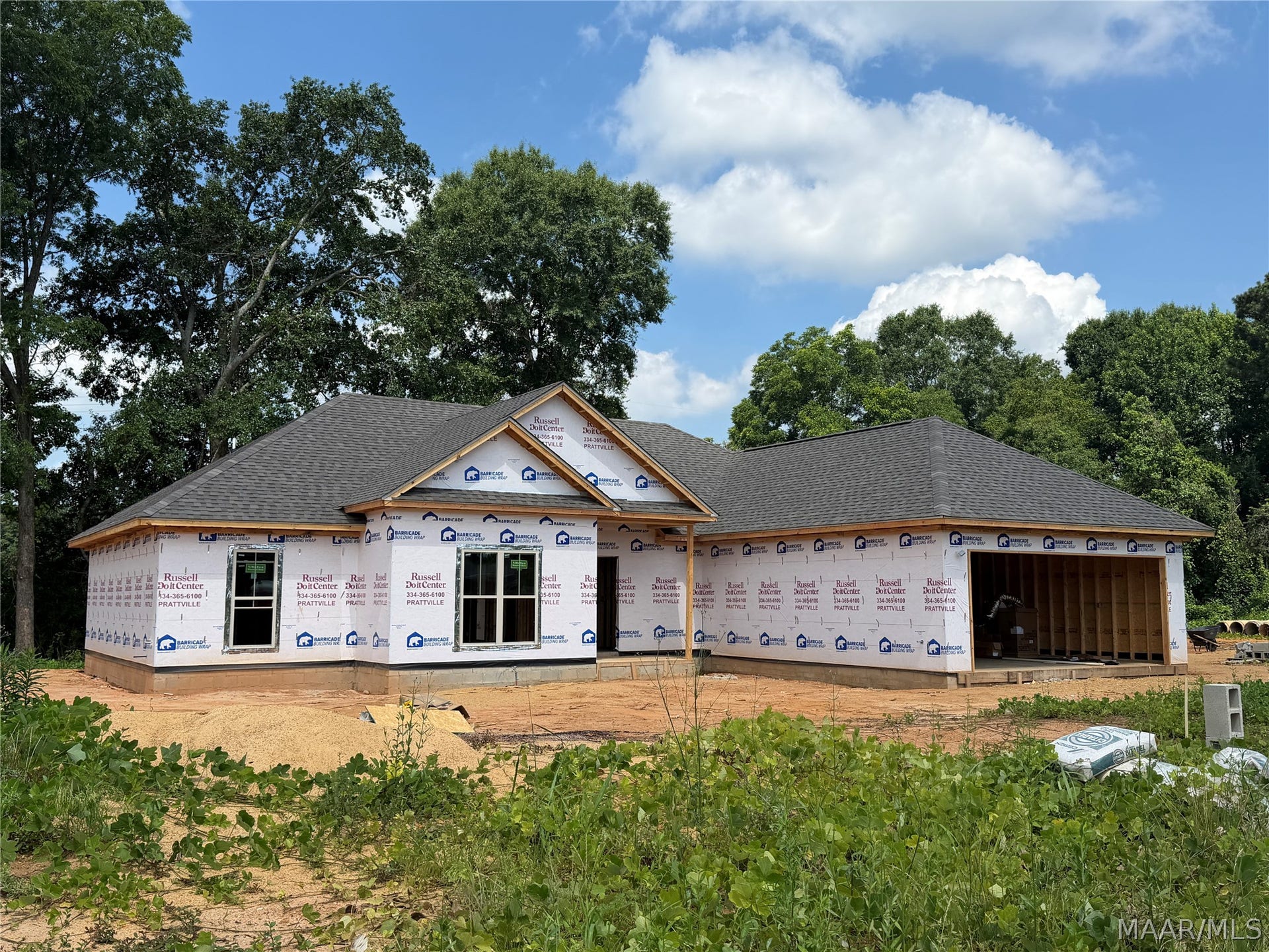246 Cotton Terrace Loop, Deatsville, AL 36022