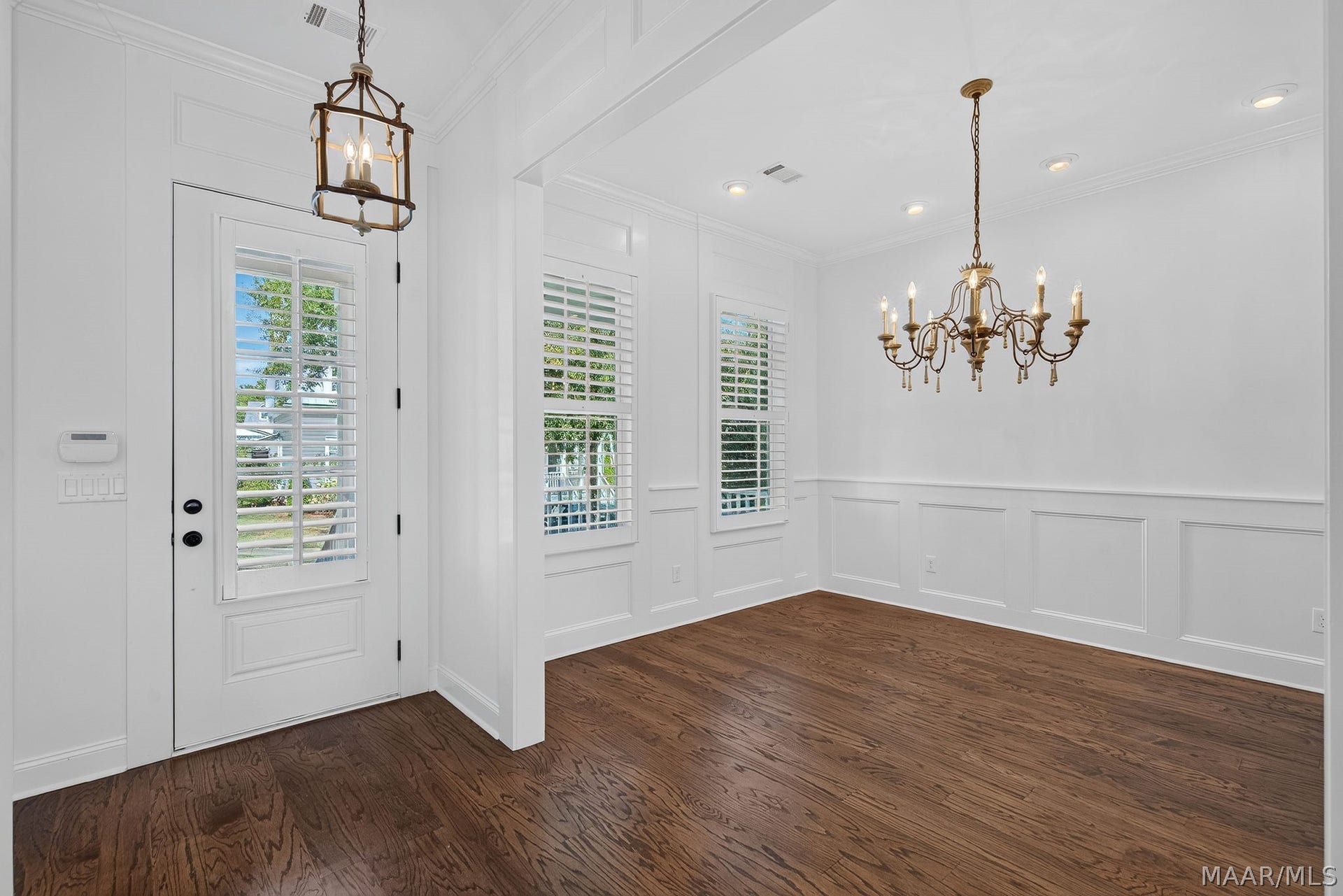 Foyer and dining entry