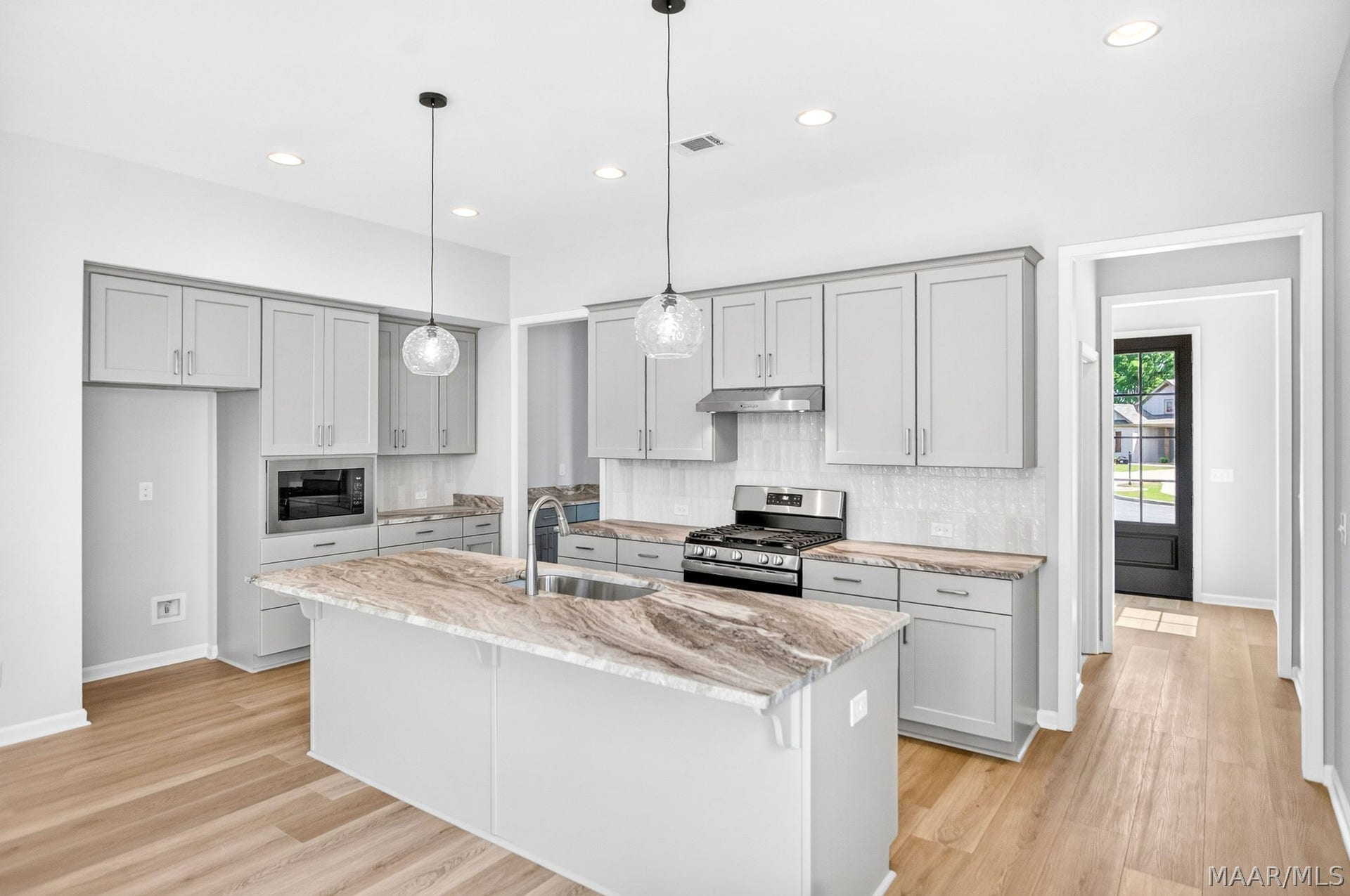 413 Briarwood Trace, Montgomery, AL 36117 413 Briarwood Trace, Montgomery, AL 36117