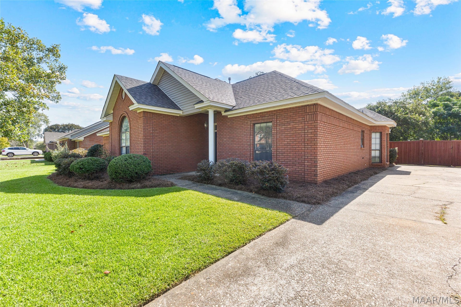 883 RUNNING Brook, Prattville, AL 36066