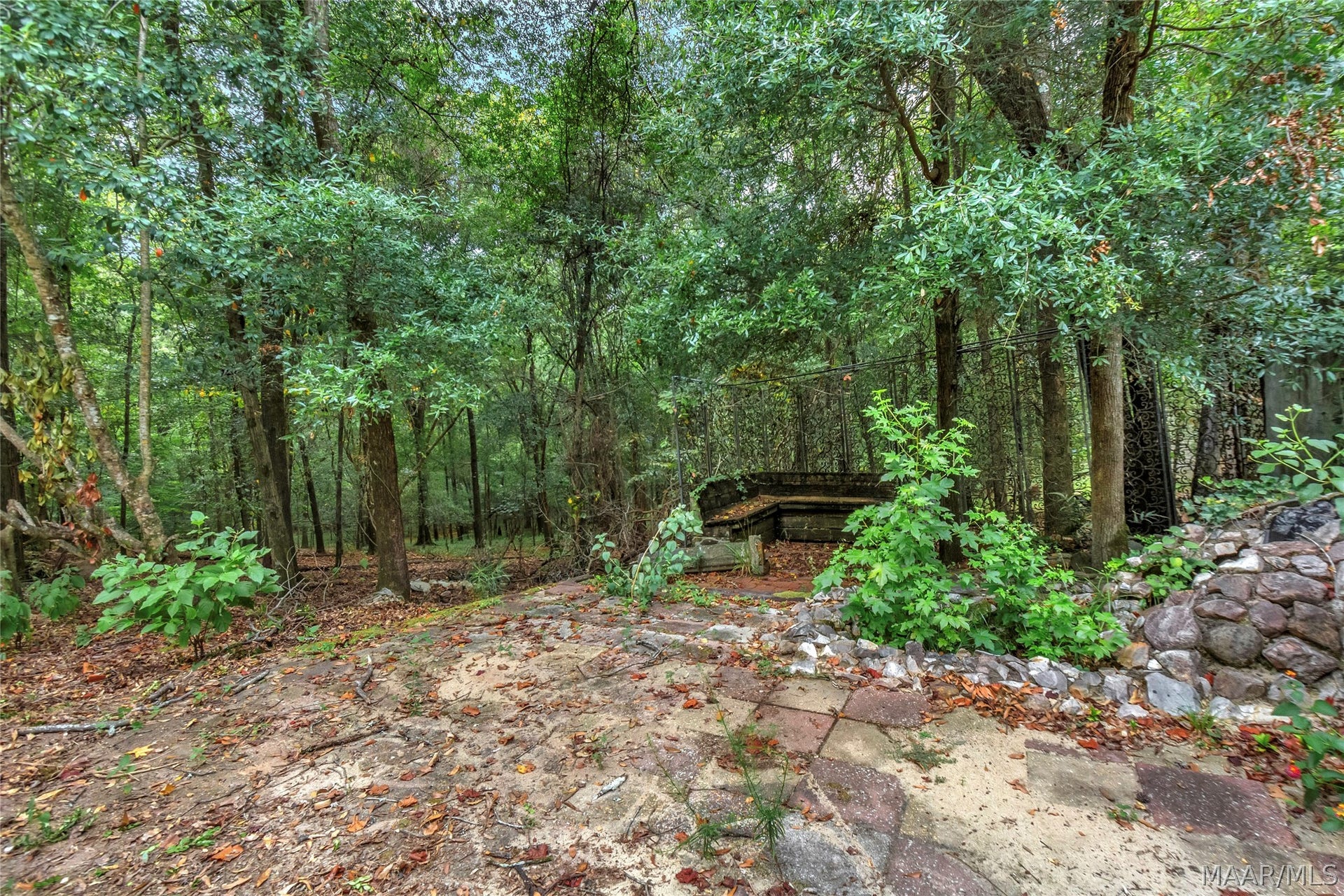 335 Busch Hill Drive, Wetumpka, AL 36093