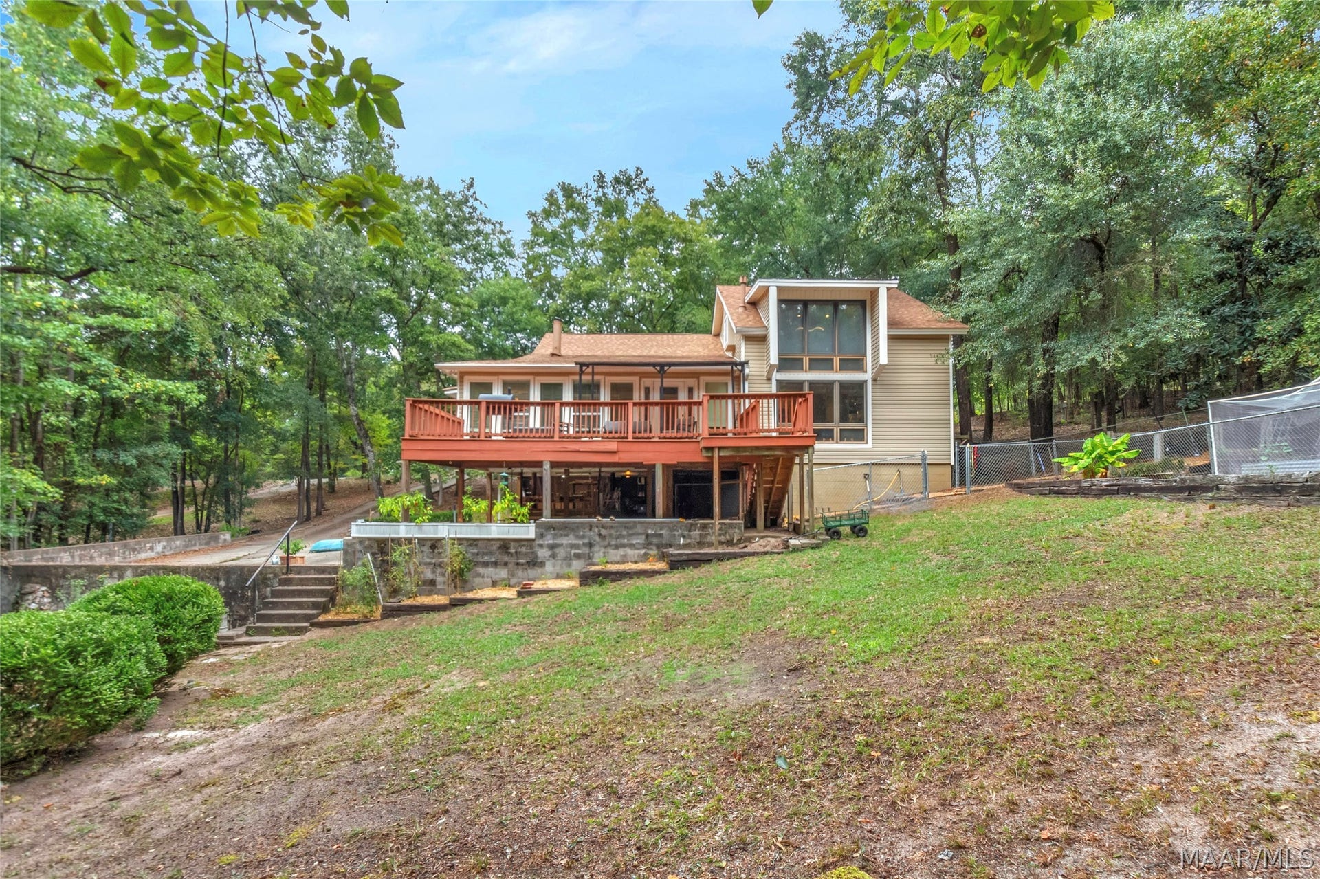 335 Busch Hill Drive, Wetumpka, AL 36093