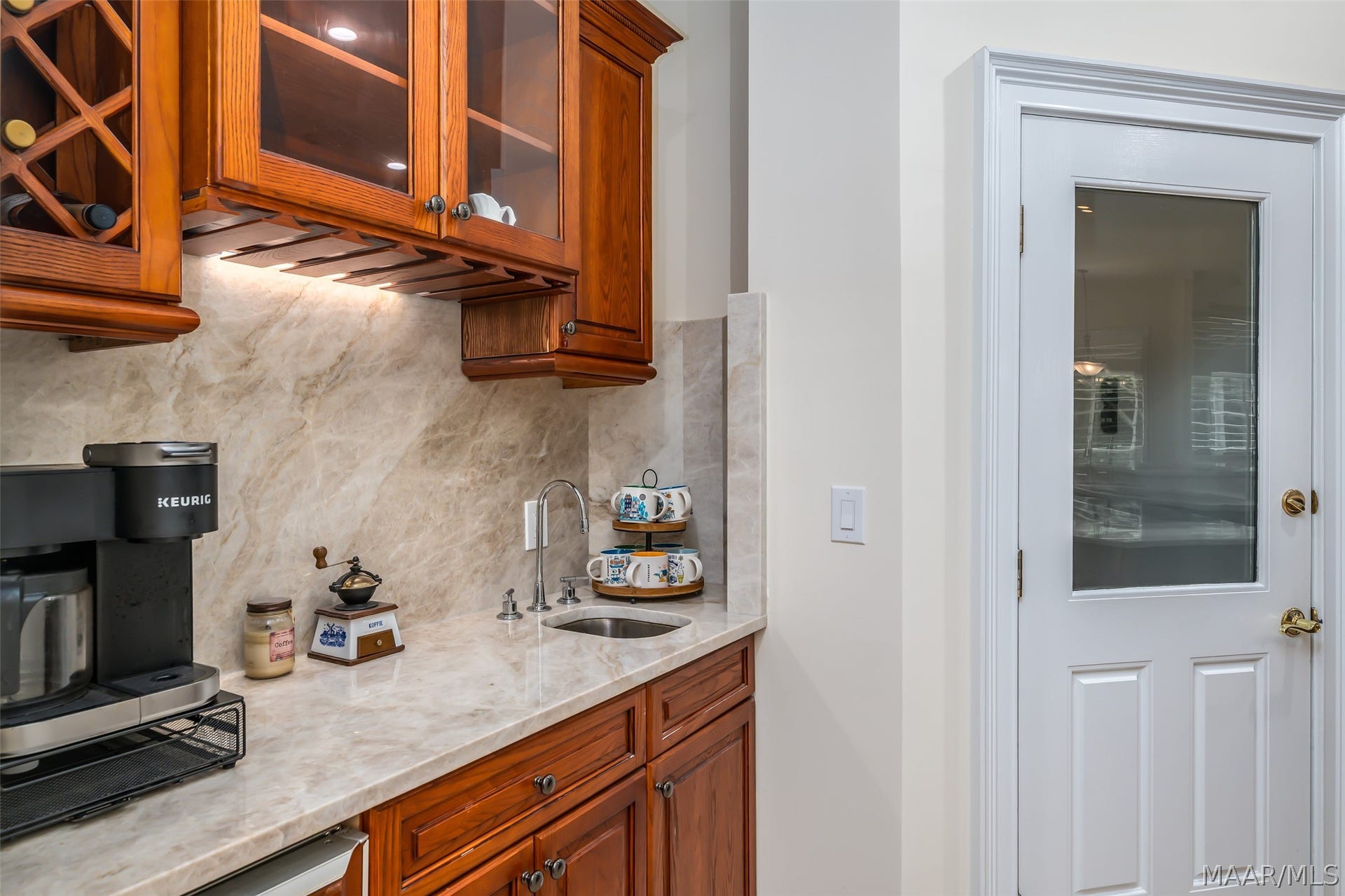 Separate wet bar/serving area
