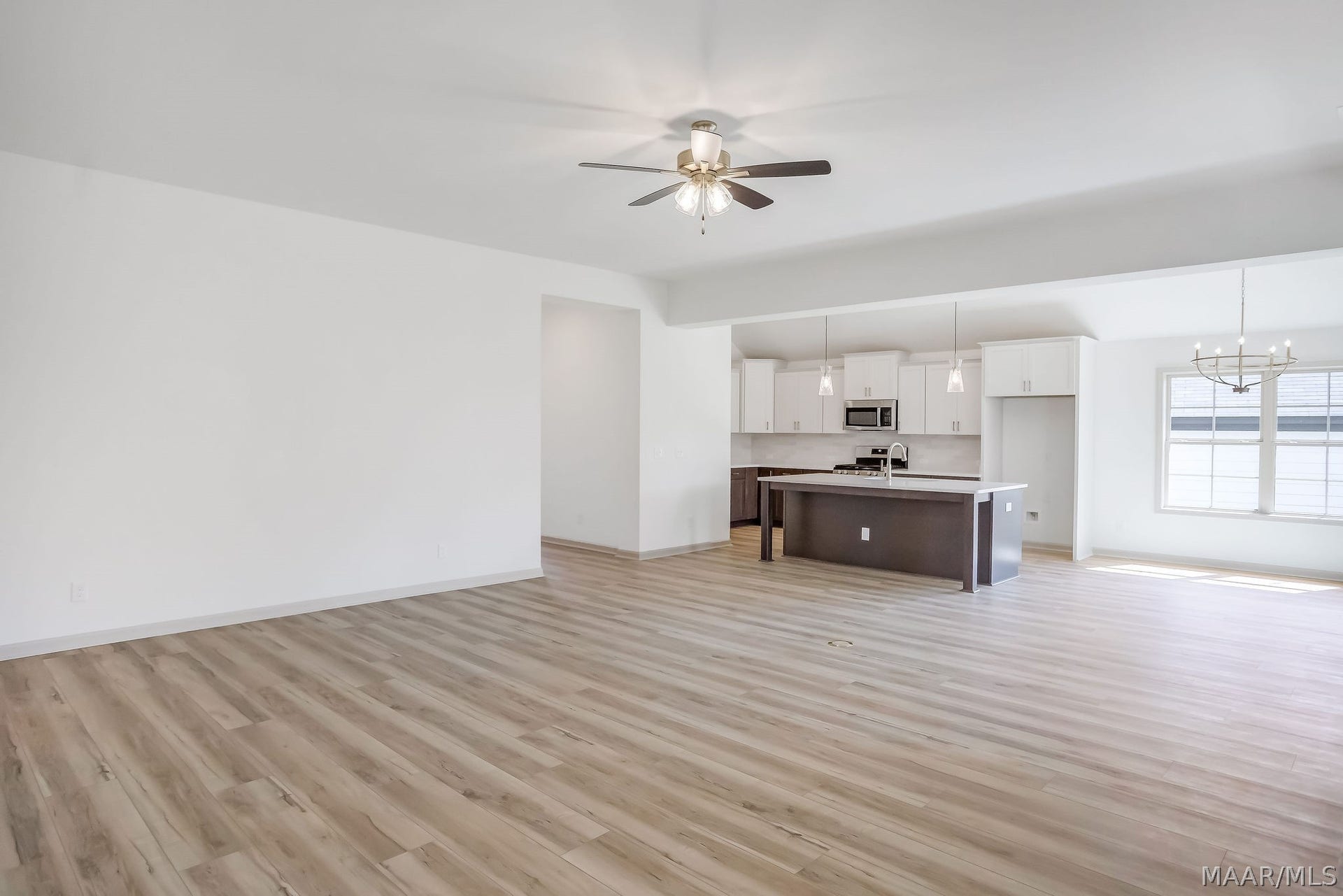 404 Hawthorne Ridge Drive, Montgomery, AL 36117 404 Hawthorne Ridge Drive, Montgomery, AL 36117