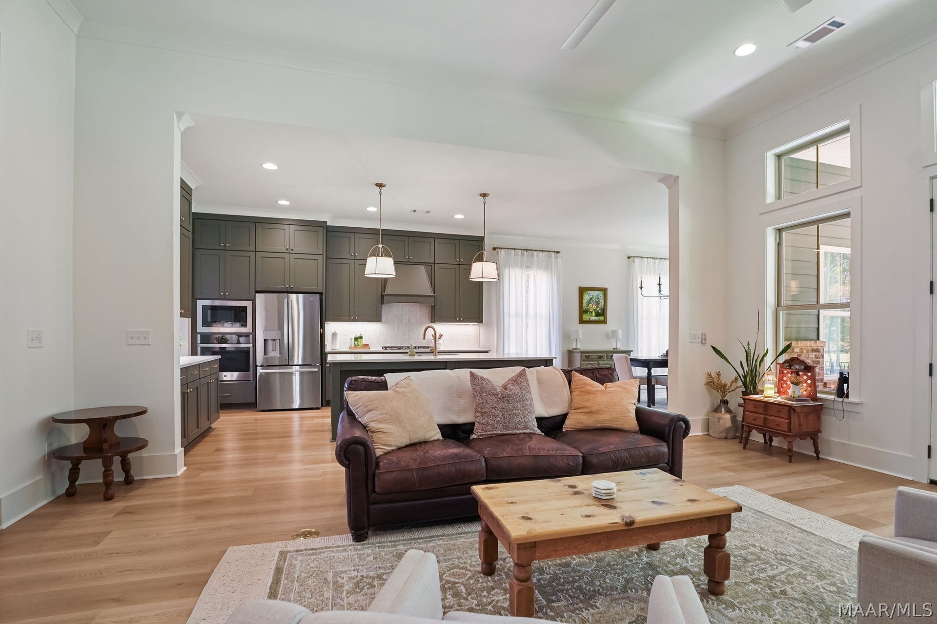 581 King's Meadow Street, Pike Road, AL 36064 581 King's Meadow Street, Pike Road, AL 36064