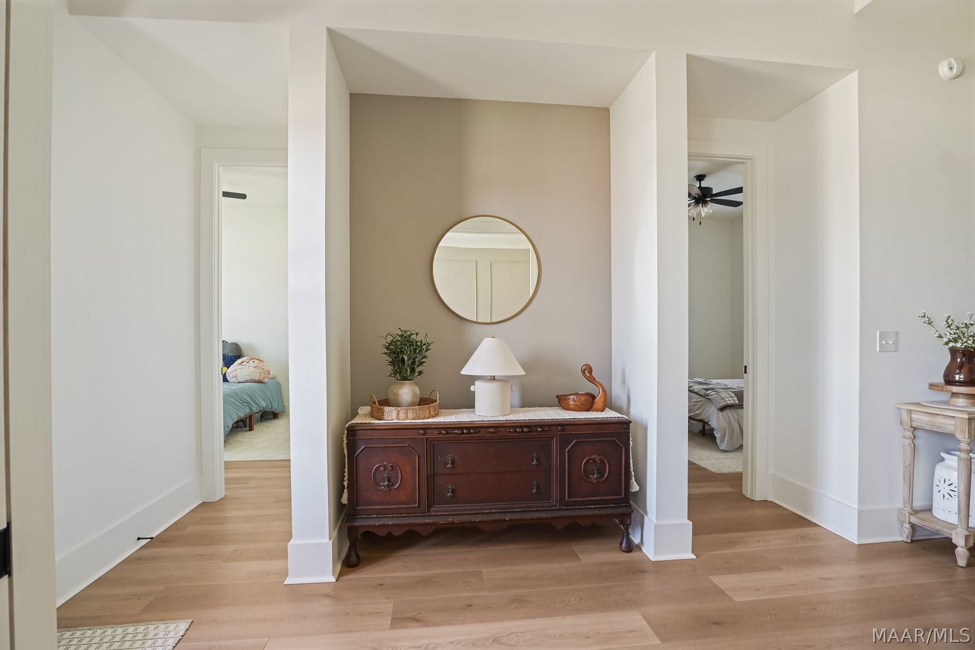 581 King's Meadow Street, Pike Road, AL 36064 In the foyer looking toward the 2 front bedrooms.