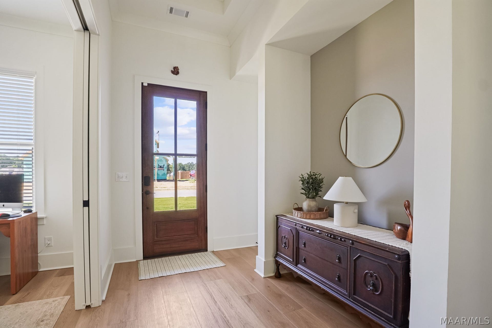 581 King's Meadow Street, Pike Road, AL 36064 Enter the foyer from the covered front porch.
