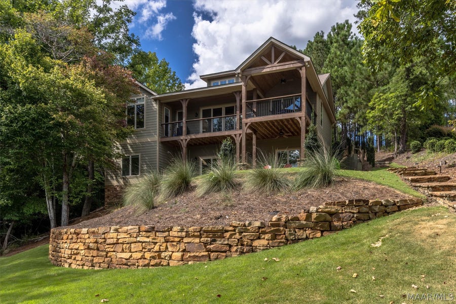 Property photo for 334 Pine Needle Lane, Dadeville, AL
