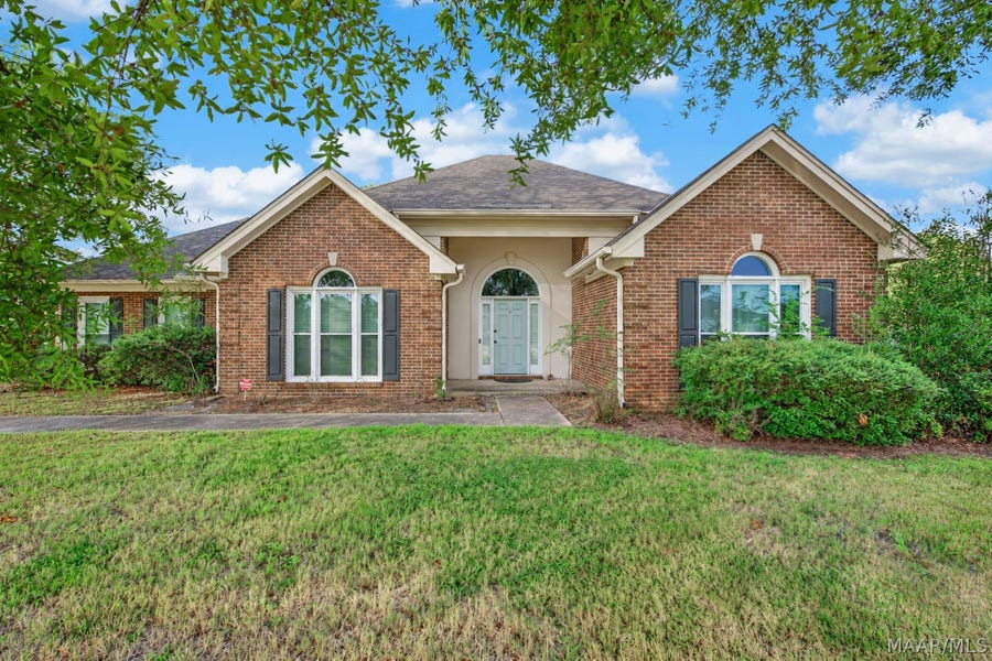 Property photo for 2216 Halcyon Boulevard, Montgomery, AL
