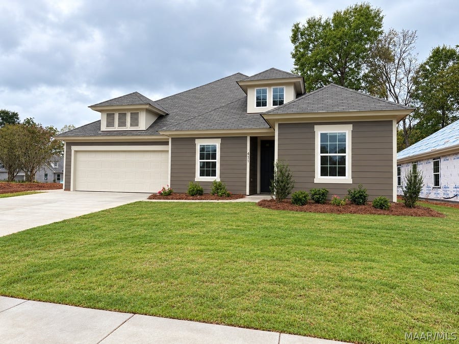 Property photo for 411 Briarwood Trace, Montgomery, AL