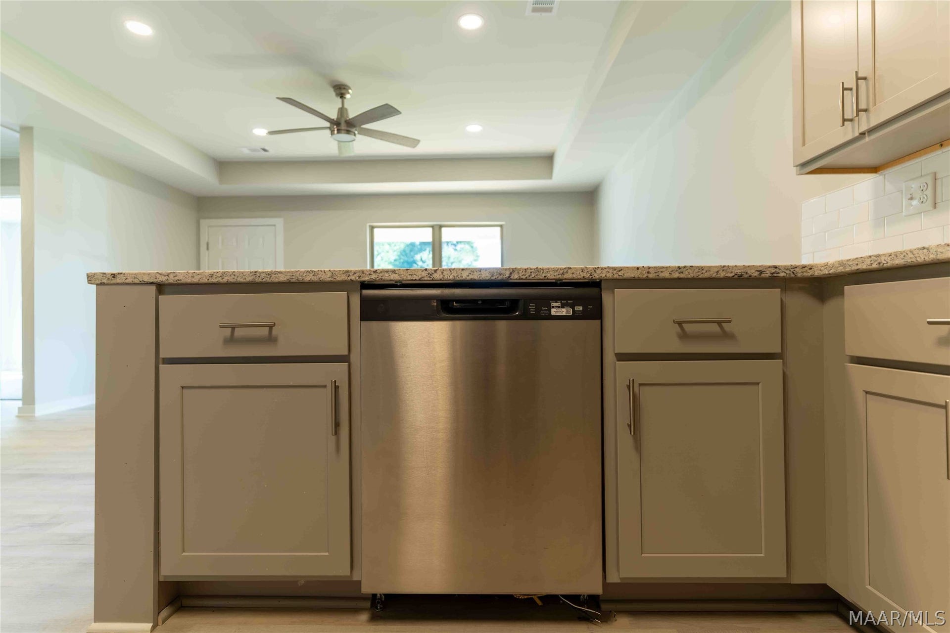 6101 Burbank Crossing Loop, Montgomery, AL 36117 6101 Burbank Crossing Loop, Montgomery, AL 36117