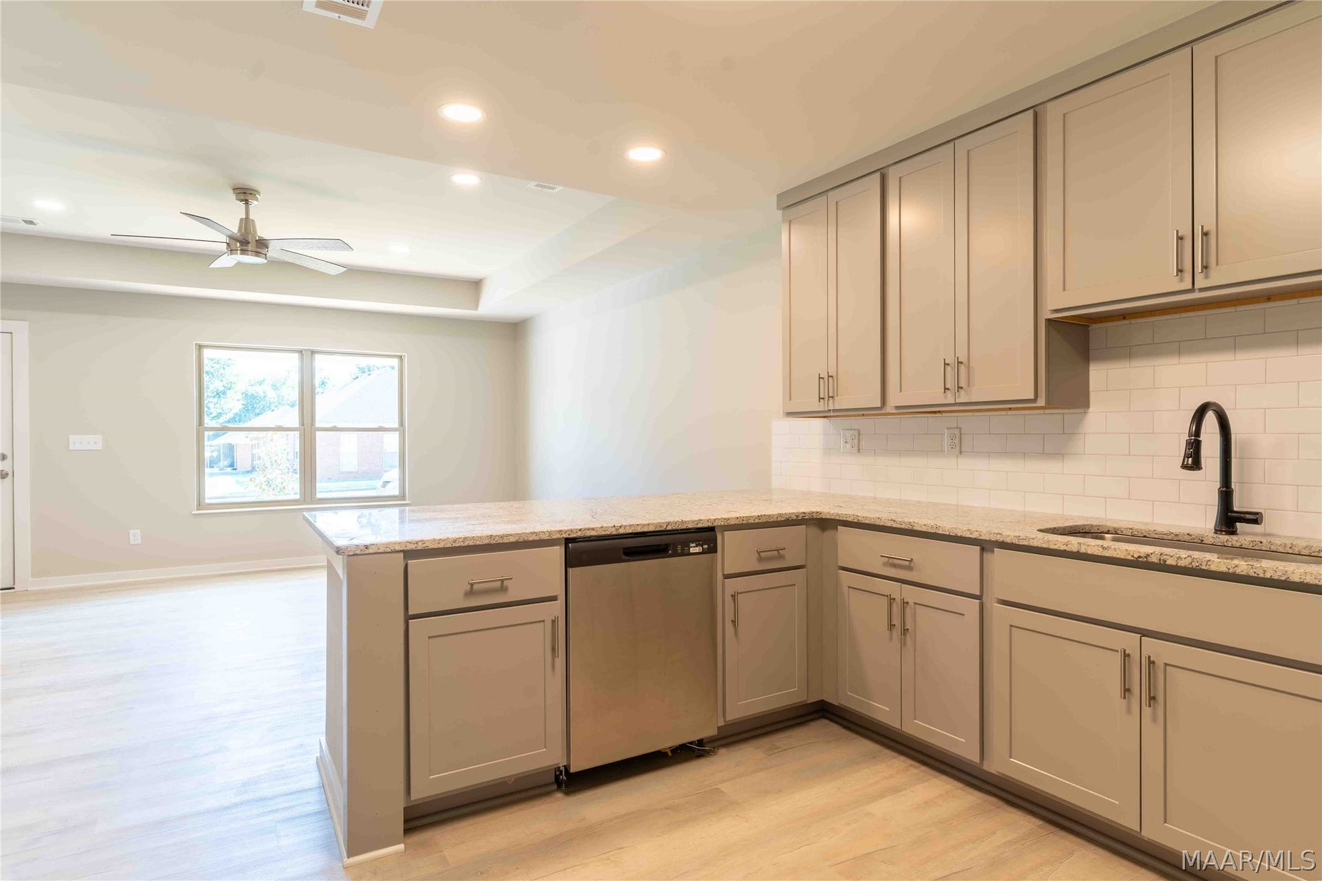 6101 Burbank Crossing Loop, Montgomery, AL 36117 6101 Burbank Crossing Loop, Montgomery, AL 36117