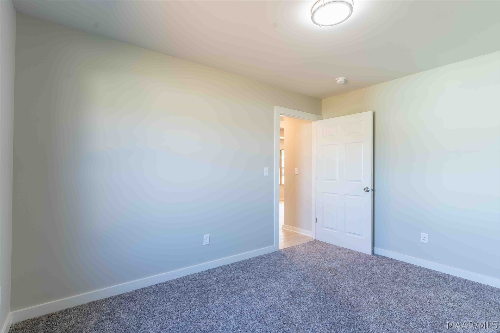 6101 Burbank Crossing Loop, Montgomery, AL 36117 6101 Burbank Crossing Loop, Montgomery, AL 36117