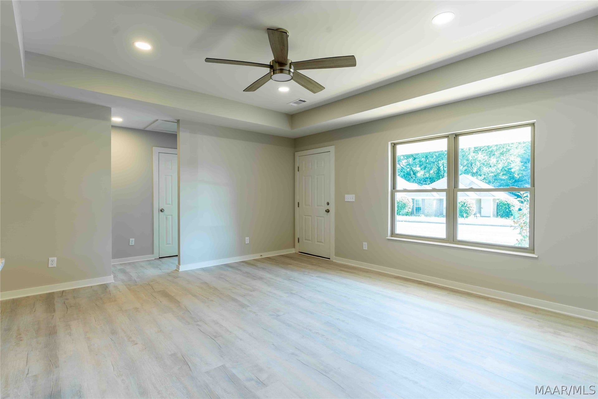 6101 Burbank Crossing Loop, Montgomery, AL 36117 6101 Burbank Crossing Loop, Montgomery, AL 36117