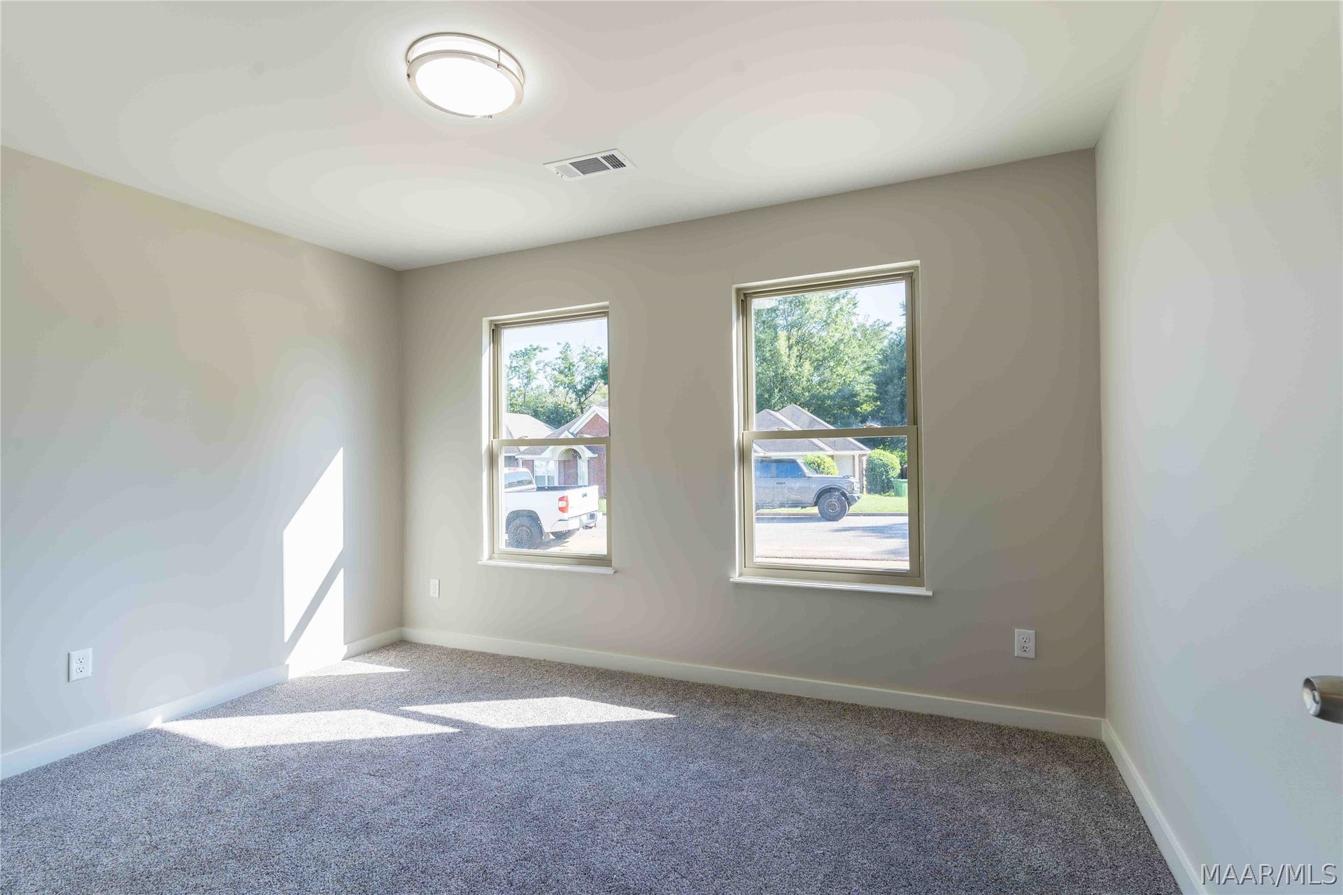 6101 Burbank Crossing Loop, Montgomery, AL 36117 6101 Burbank Crossing Loop, Montgomery, AL 36117