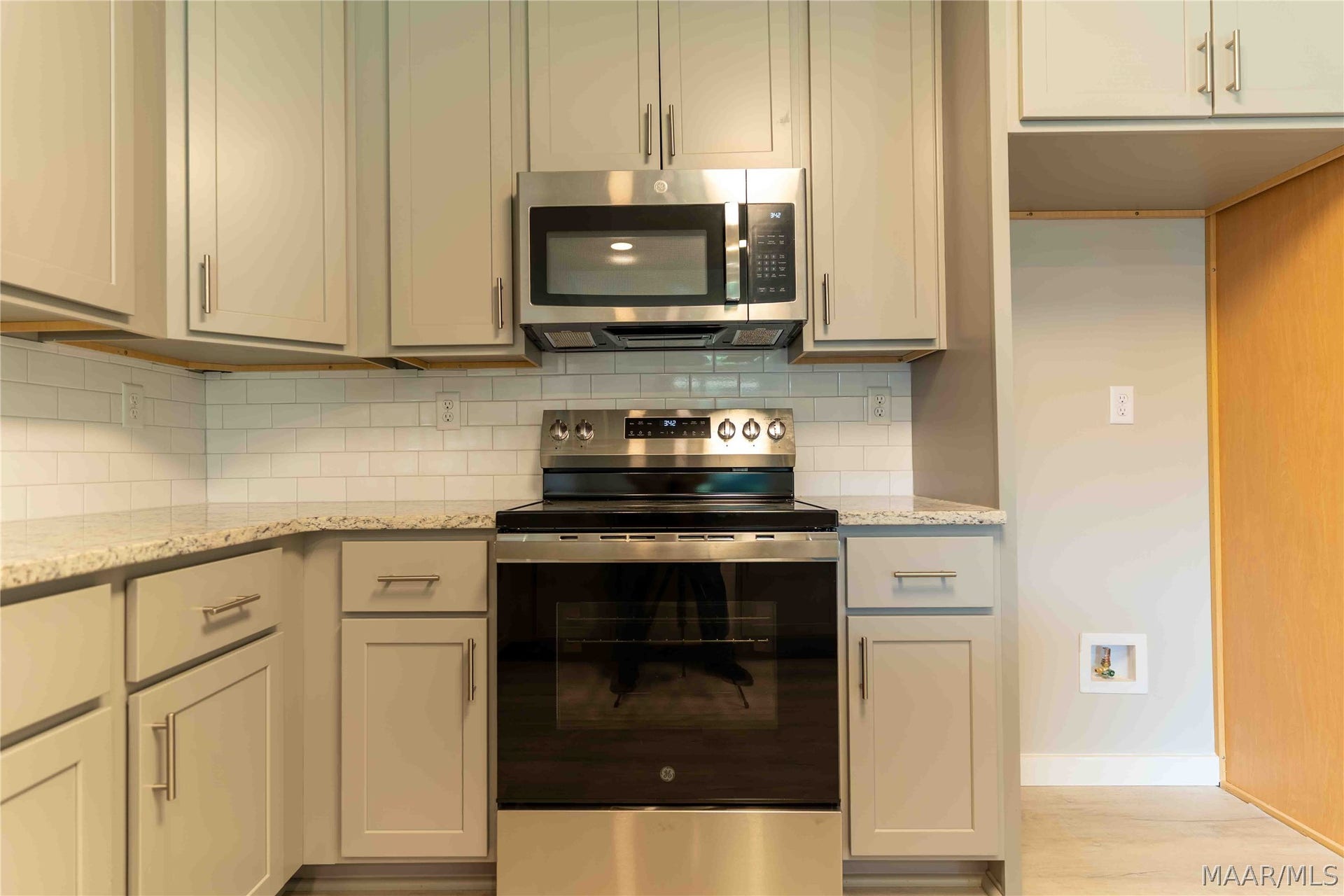 6101 Burbank Crossing Loop, Montgomery, AL 36117 6101 Burbank Crossing Loop, Montgomery, AL 36117
