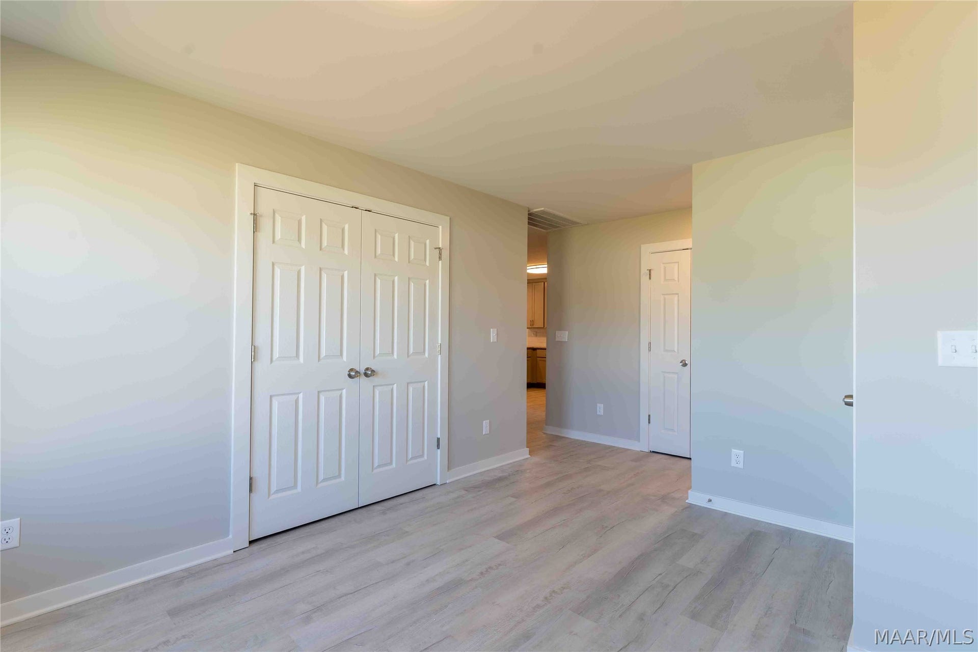 6101 Burbank Crossing Loop, Montgomery, AL 36117 6101 Burbank Crossing Loop, Montgomery, AL 36117