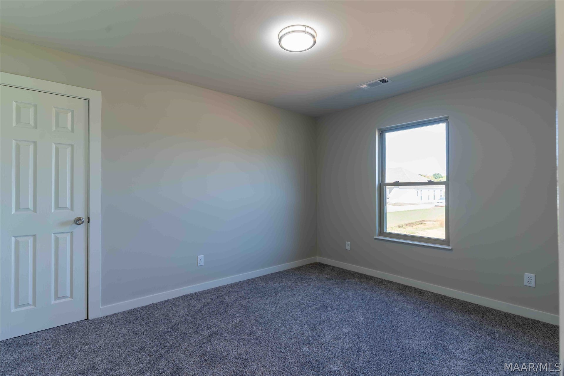 6101 Burbank Crossing Loop, Montgomery, AL 36117 6101 Burbank Crossing Loop, Montgomery, AL 36117