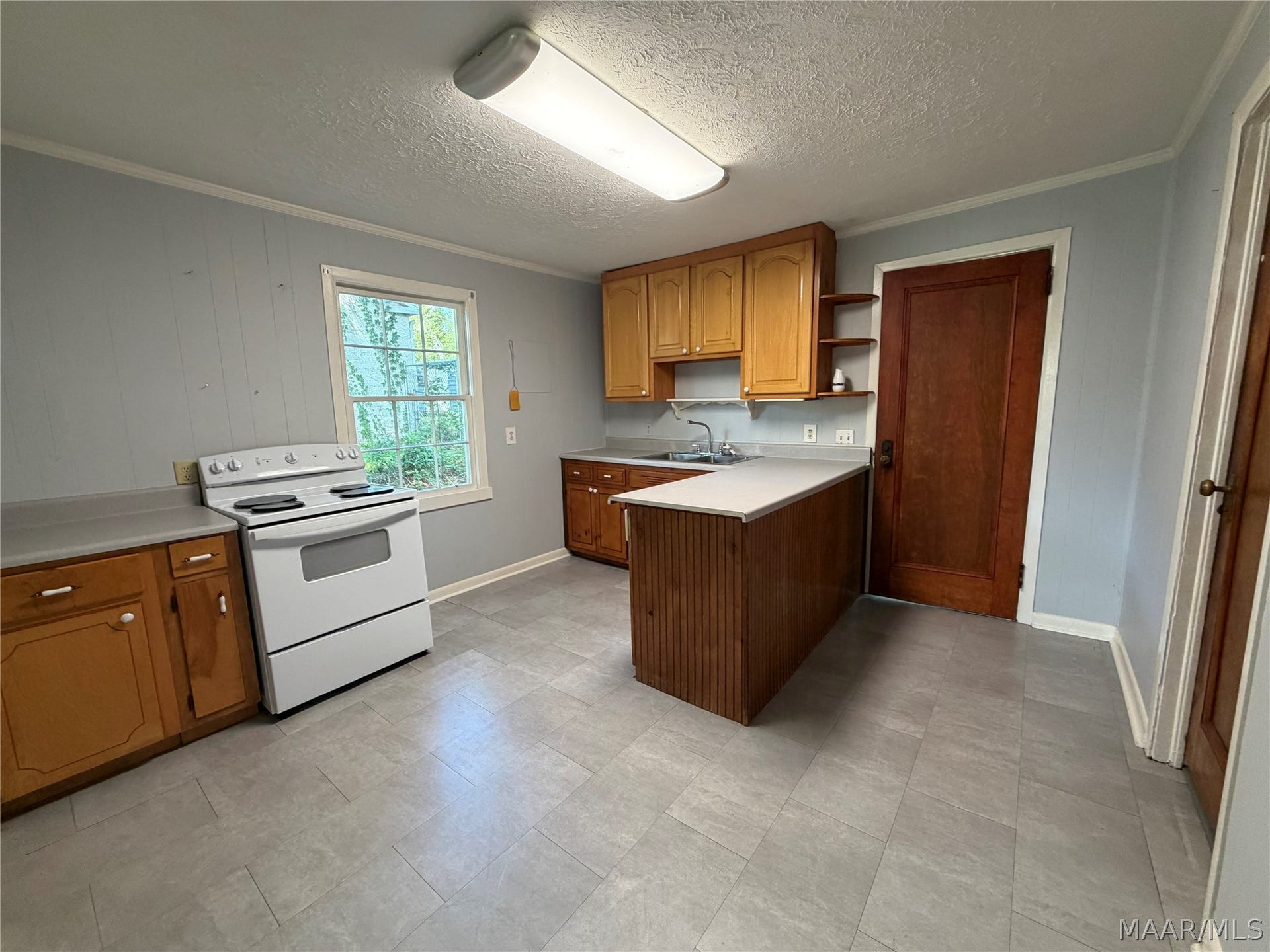 708 Austin Street, Wetumpka, AL 36092