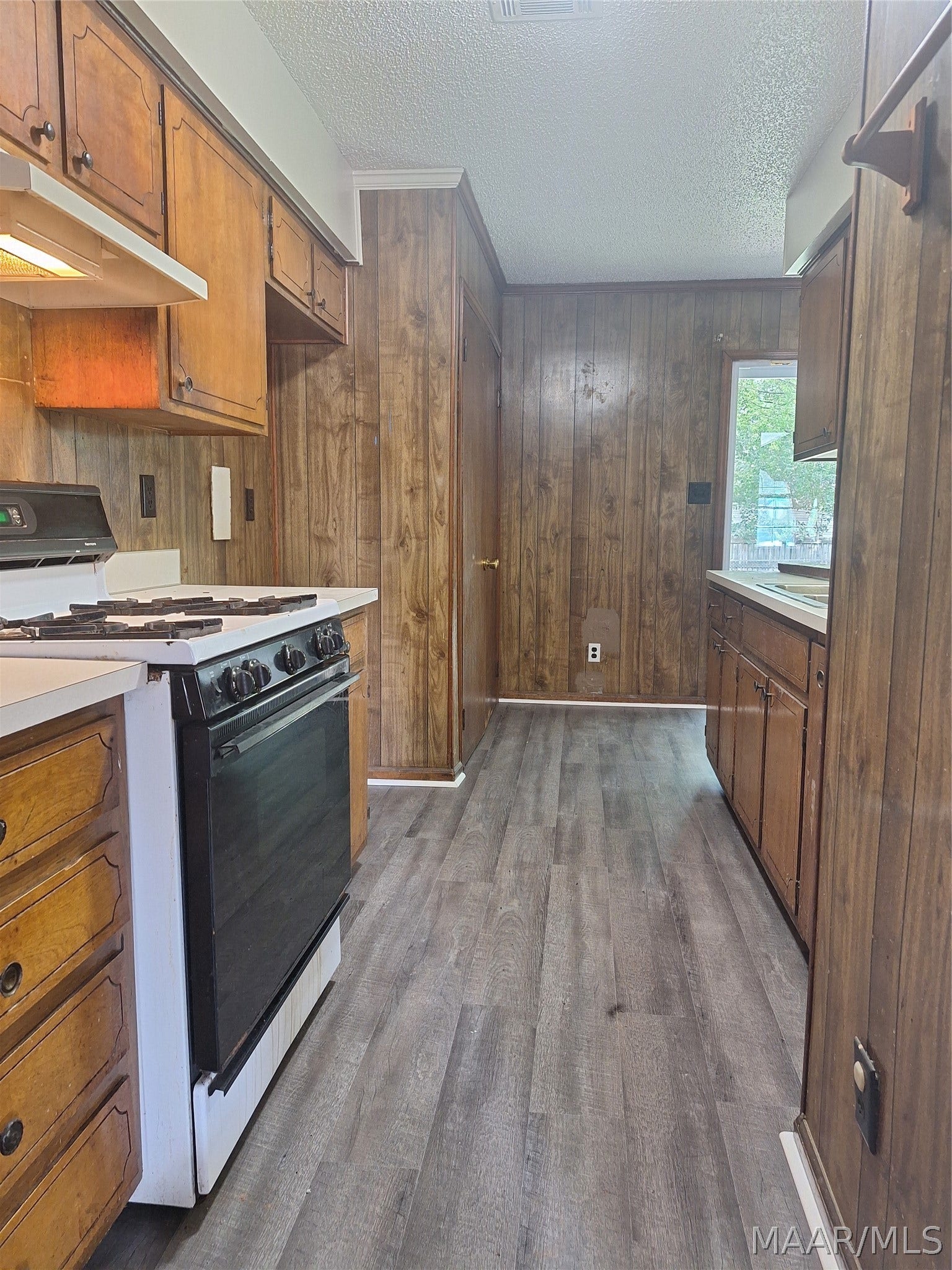 5843 Wares Ferry Road, Montgomery, AL 36117