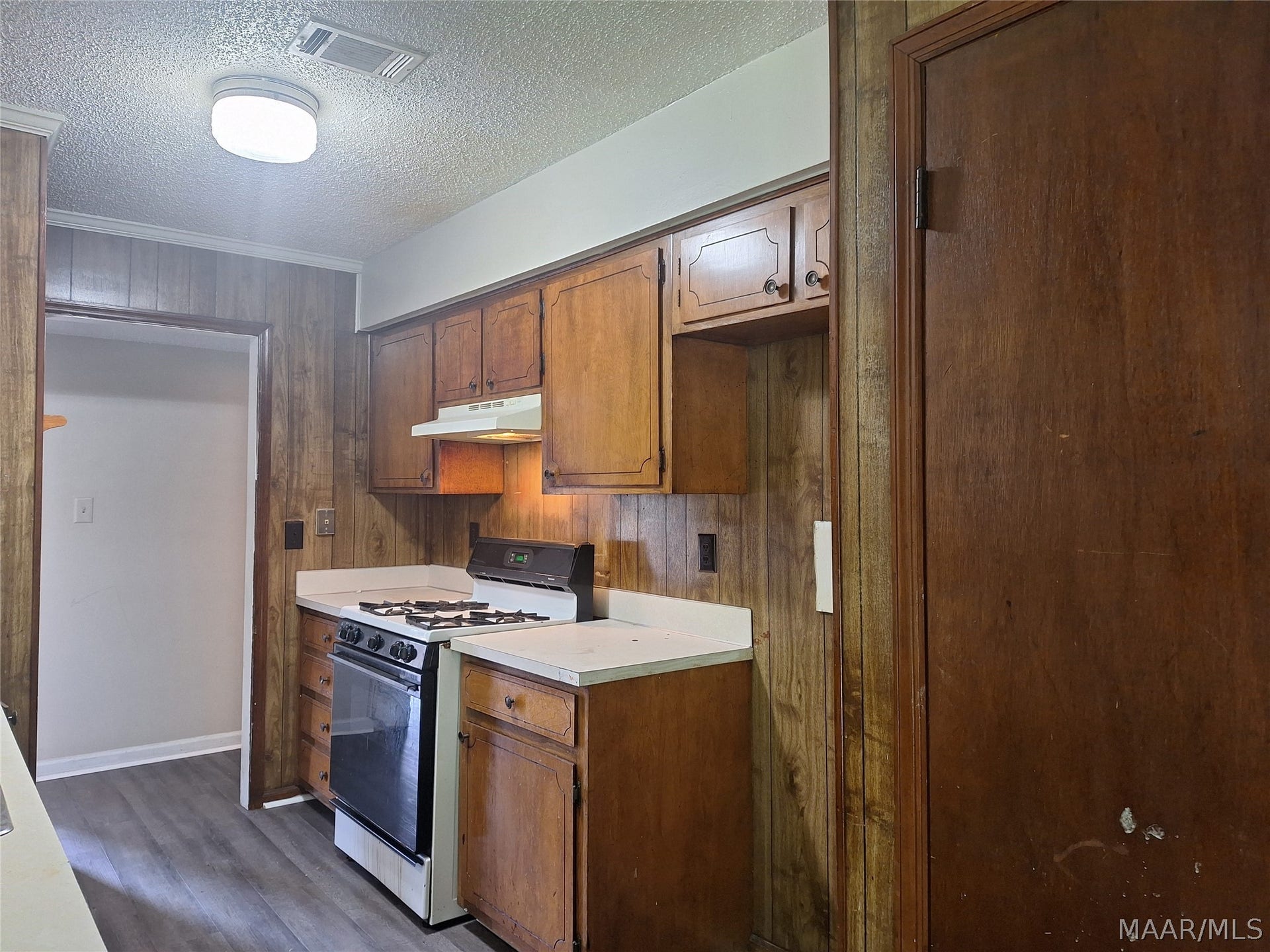 5843 Wares Ferry Road, Montgomery, AL 36117