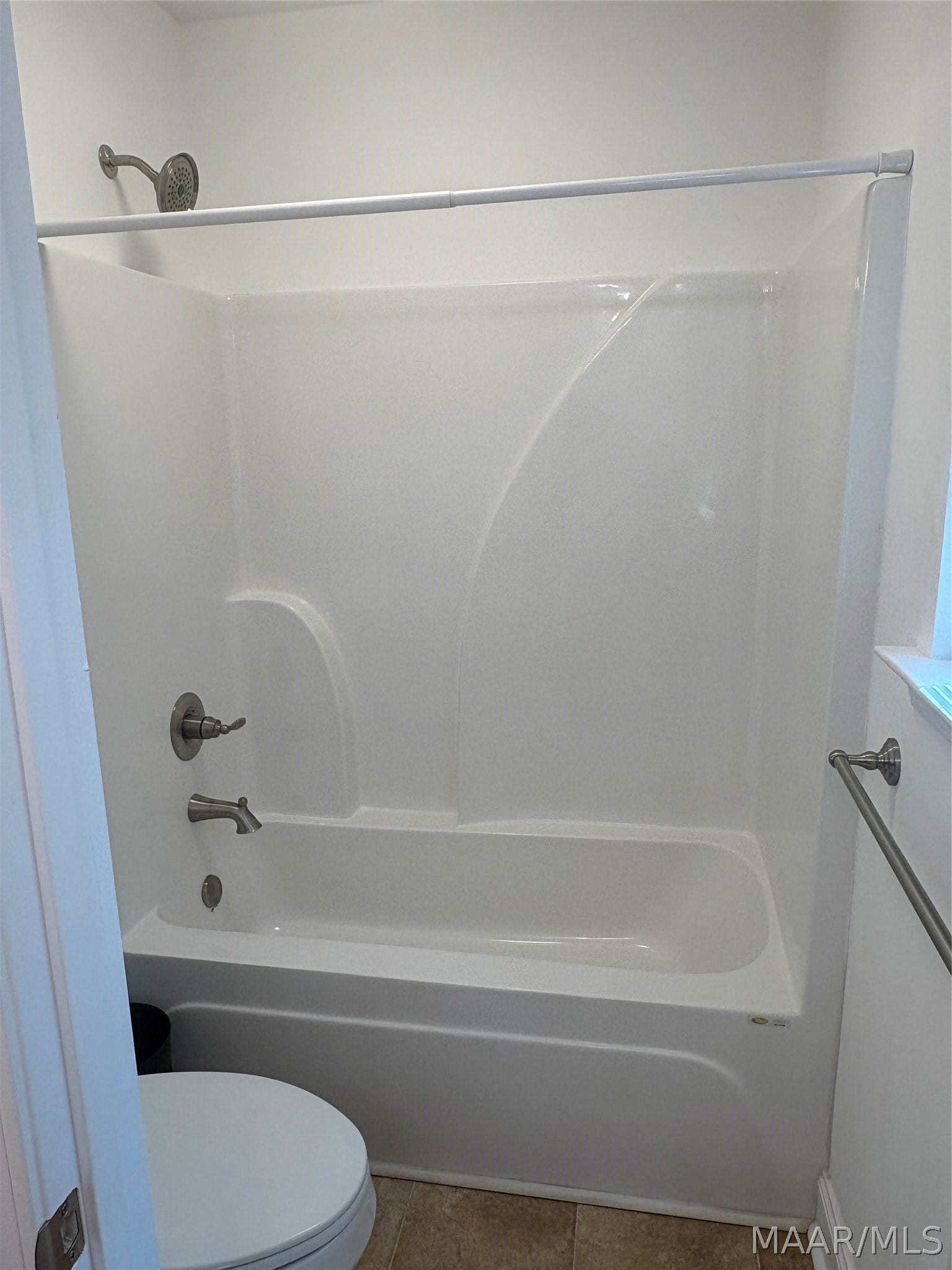 Second Full bath room