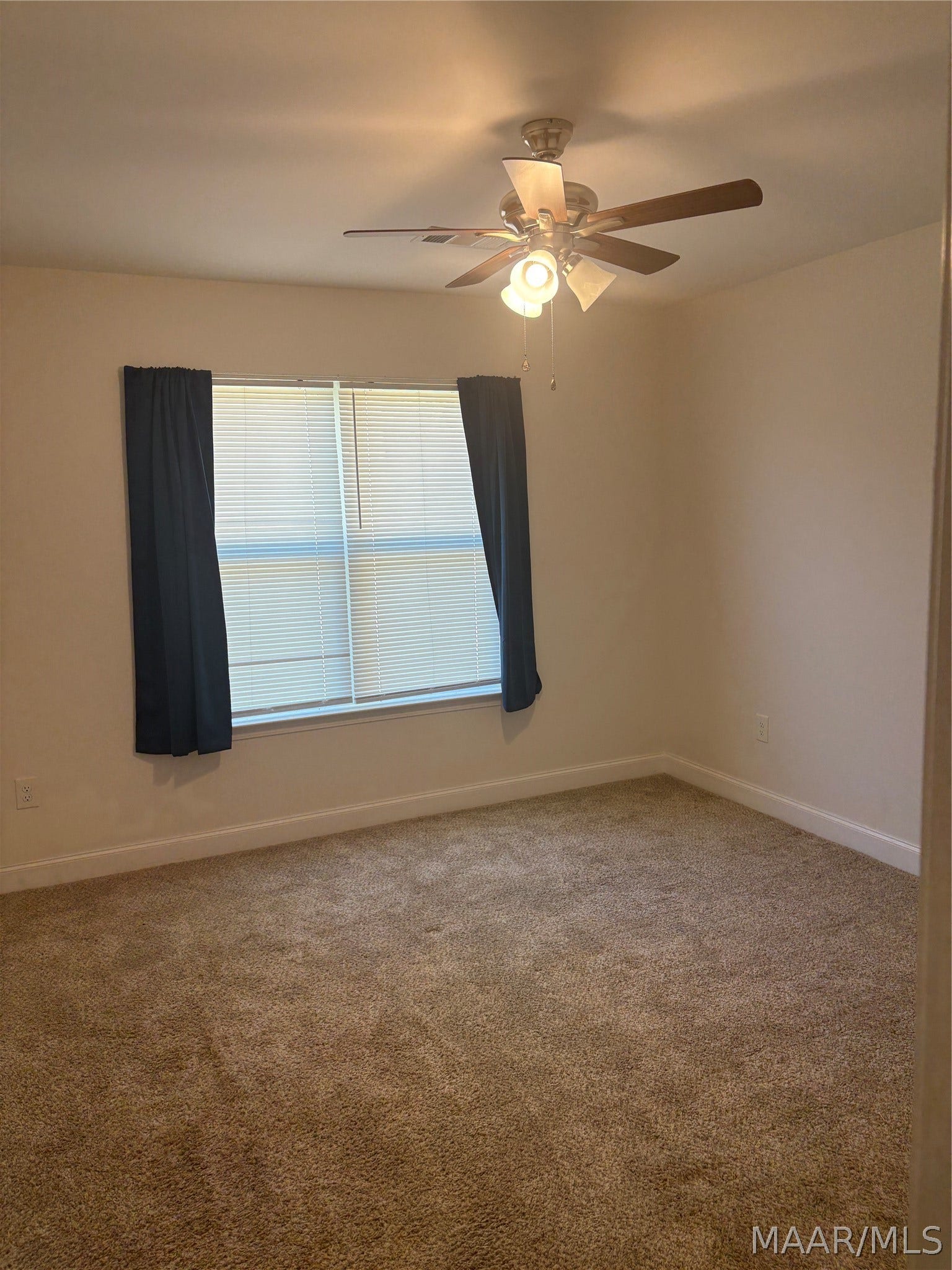 1169 River Falls Road, Wetumpka, AL 36092