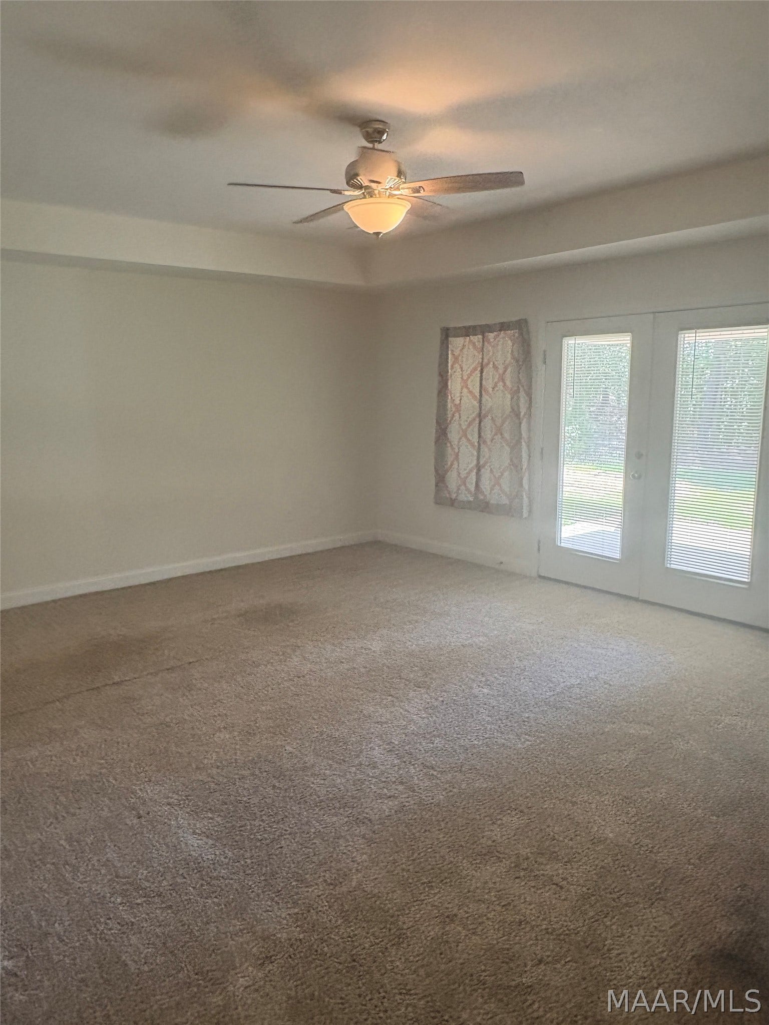 1169 River Falls Road, Wetumpka, AL 36092