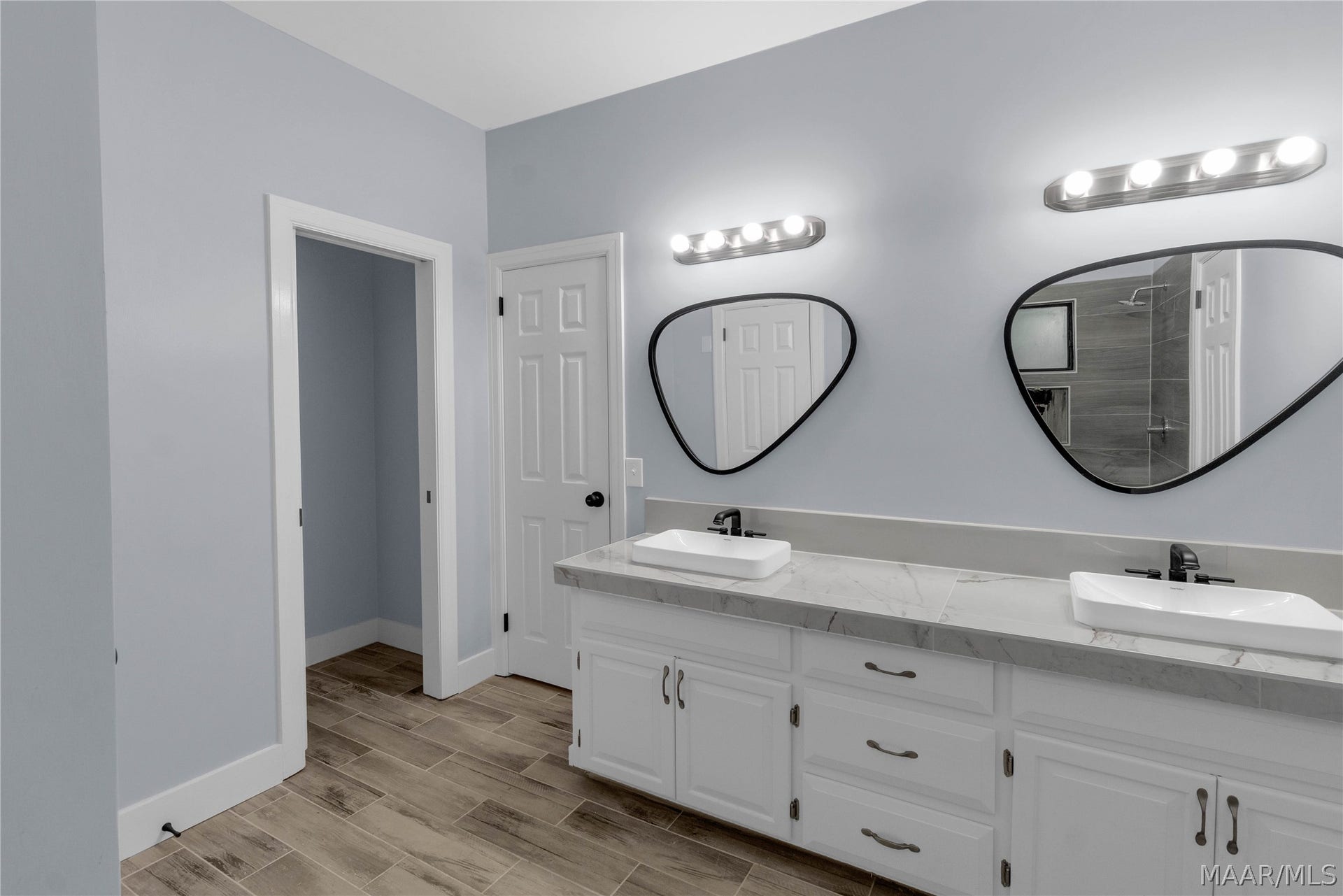 1525 Charleton Drive, Montgomery, AL 36106 1525 Charleton Drive, Montgomery, AL 36106