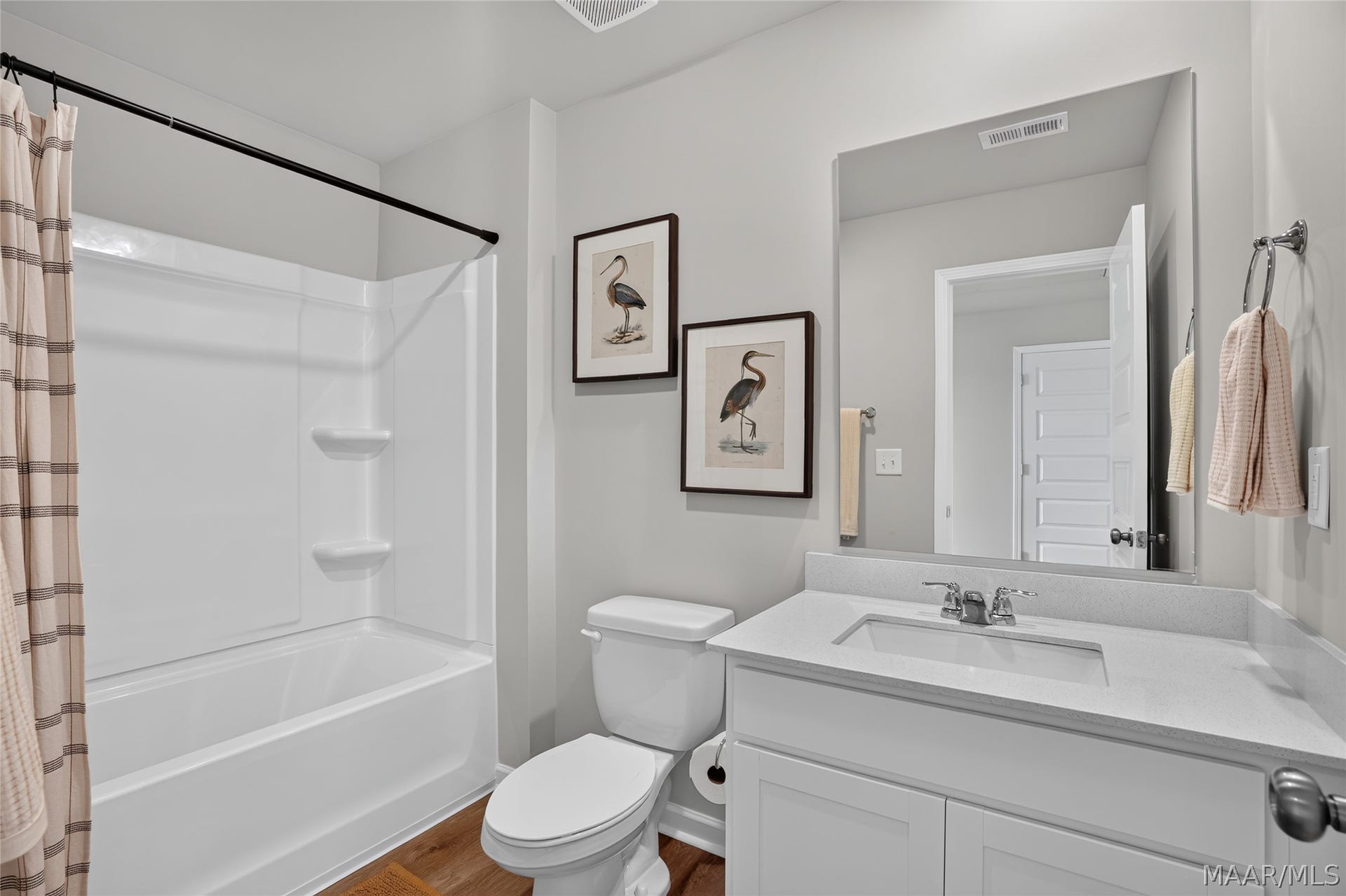 285 Jemison Trails Drive, Jemison, AL 35085 285 Jemison Trails Drive, Jemison, AL 35085