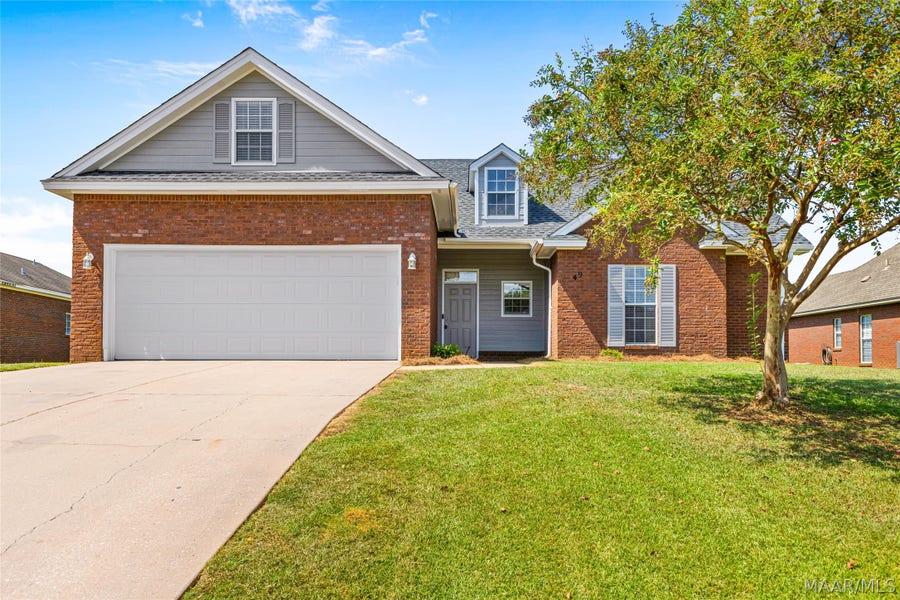 Property photo for 49 CLEARVIEW Lane, Elmore, AL