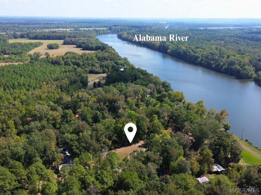 Property photo for 135 Arrowhead Point, Orrville, AL