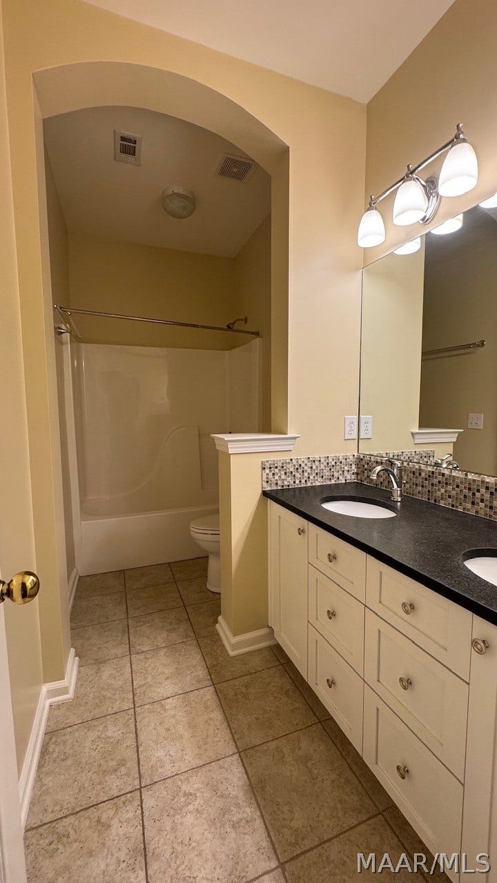 9255 WHISPINE Court, Montgomery, AL 36117 9255 WHISPINE Court, Montgomery, AL 36117