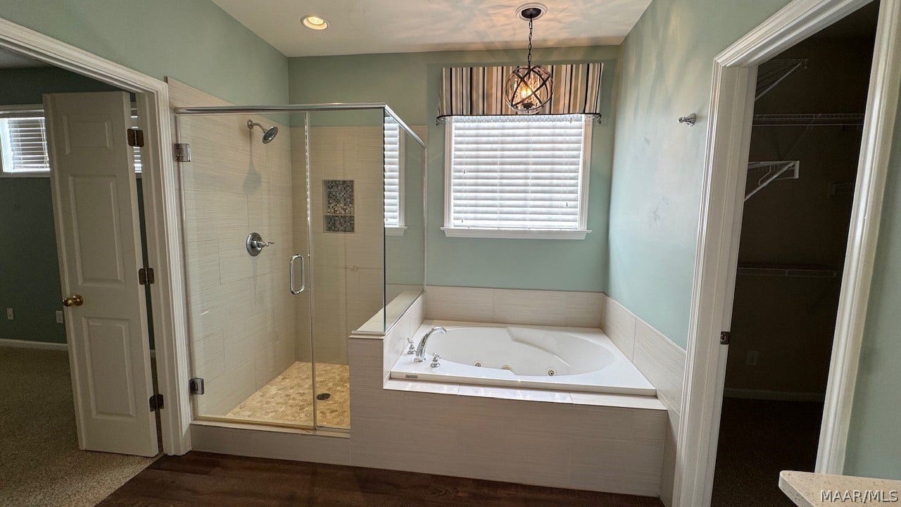 9255 WHISPINE Court, Montgomery, AL 36117 Master Bathroom