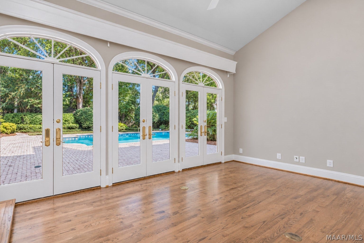 5660 Woodside Circle, Montgomery, AL 36117 LOWER LEVEL DEN