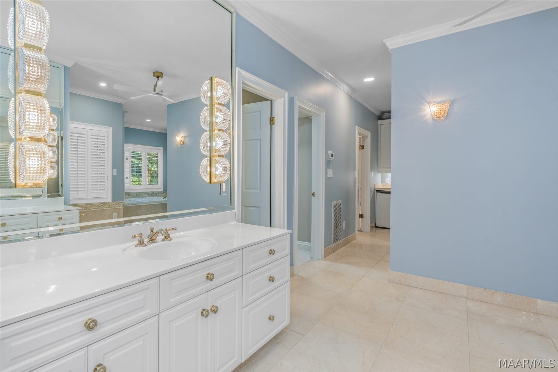5660 Woodside Circle, Montgomery, AL 36117 MASTER BATH