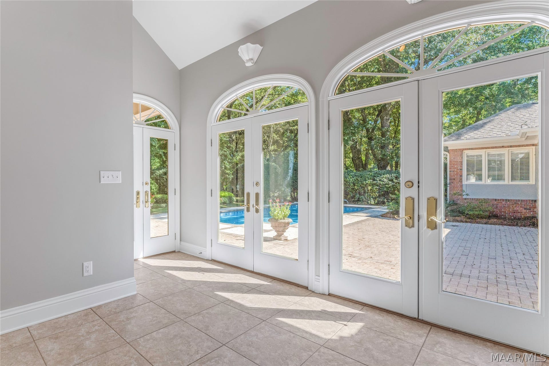 5660 Woodside Circle, Montgomery, AL 36117 5660 Woodside Circle, Montgomery, AL 36117