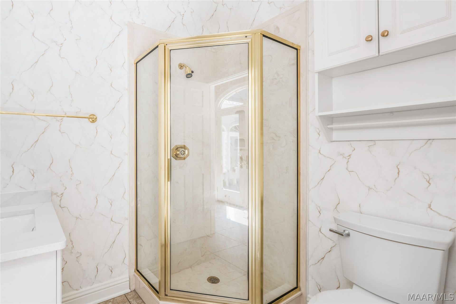 5660 Woodside Circle, Montgomery, AL 36117 BATH/SHOWER FOR POOL AREA
