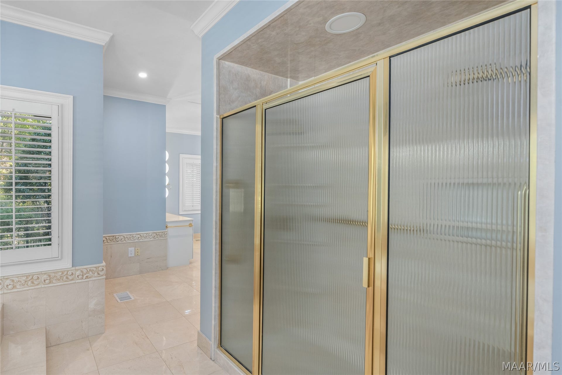 5660 Woodside Circle, Montgomery, AL 36117 SHOWER