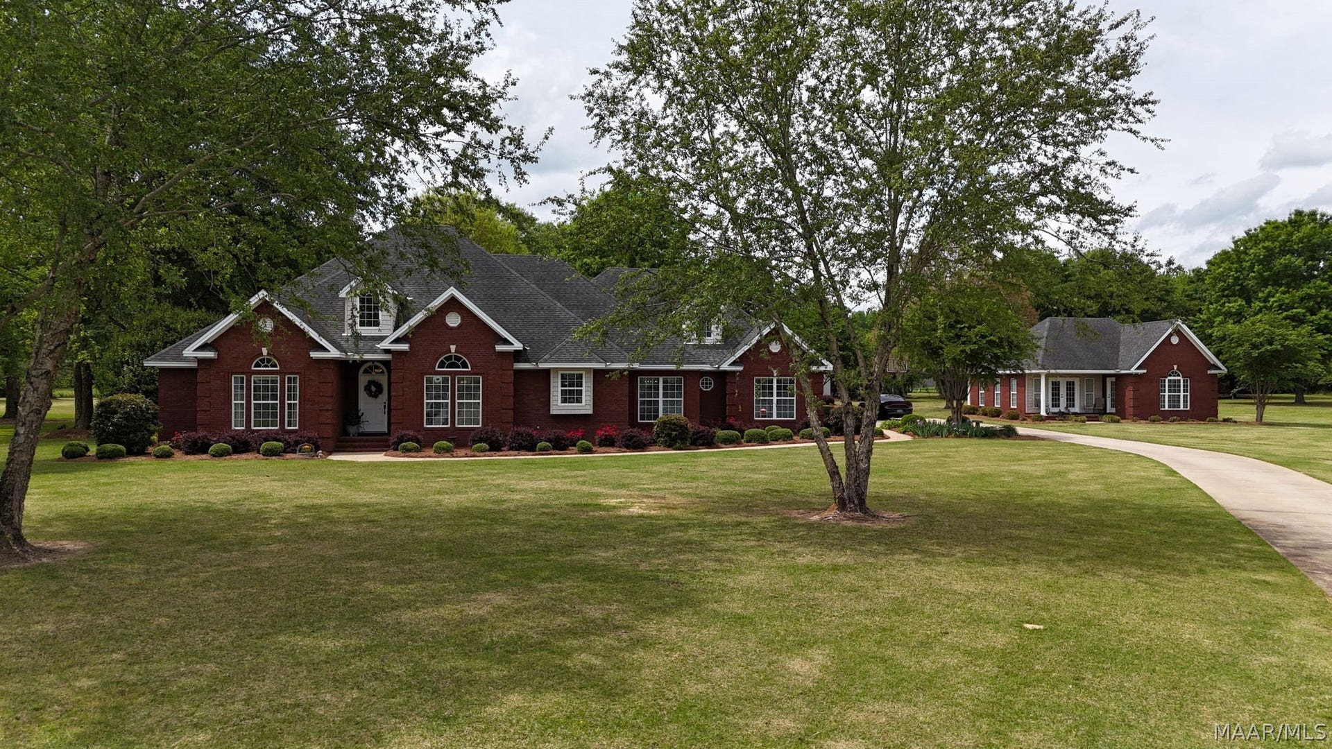 2314 Wynoaks Drive, Prattville, AL 36067