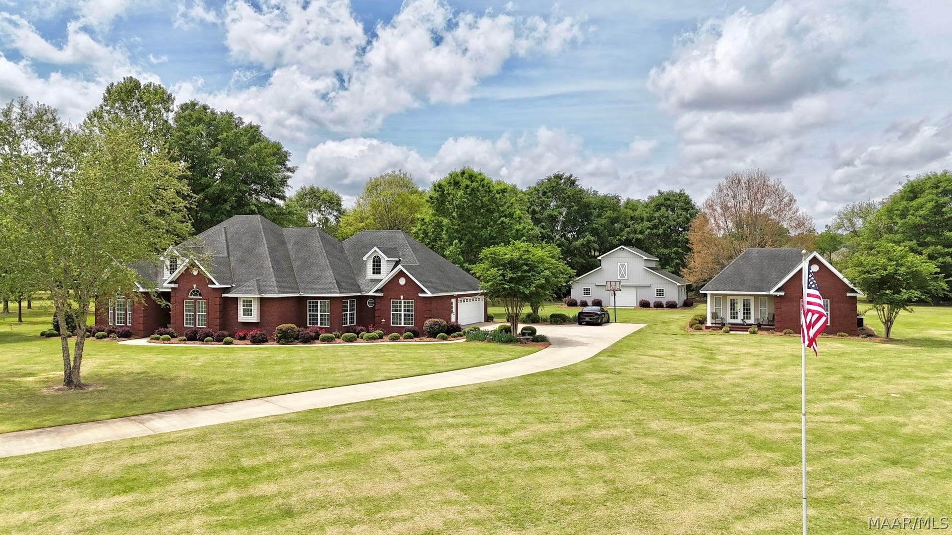 Welcome to 2314 Wynoaks Dr